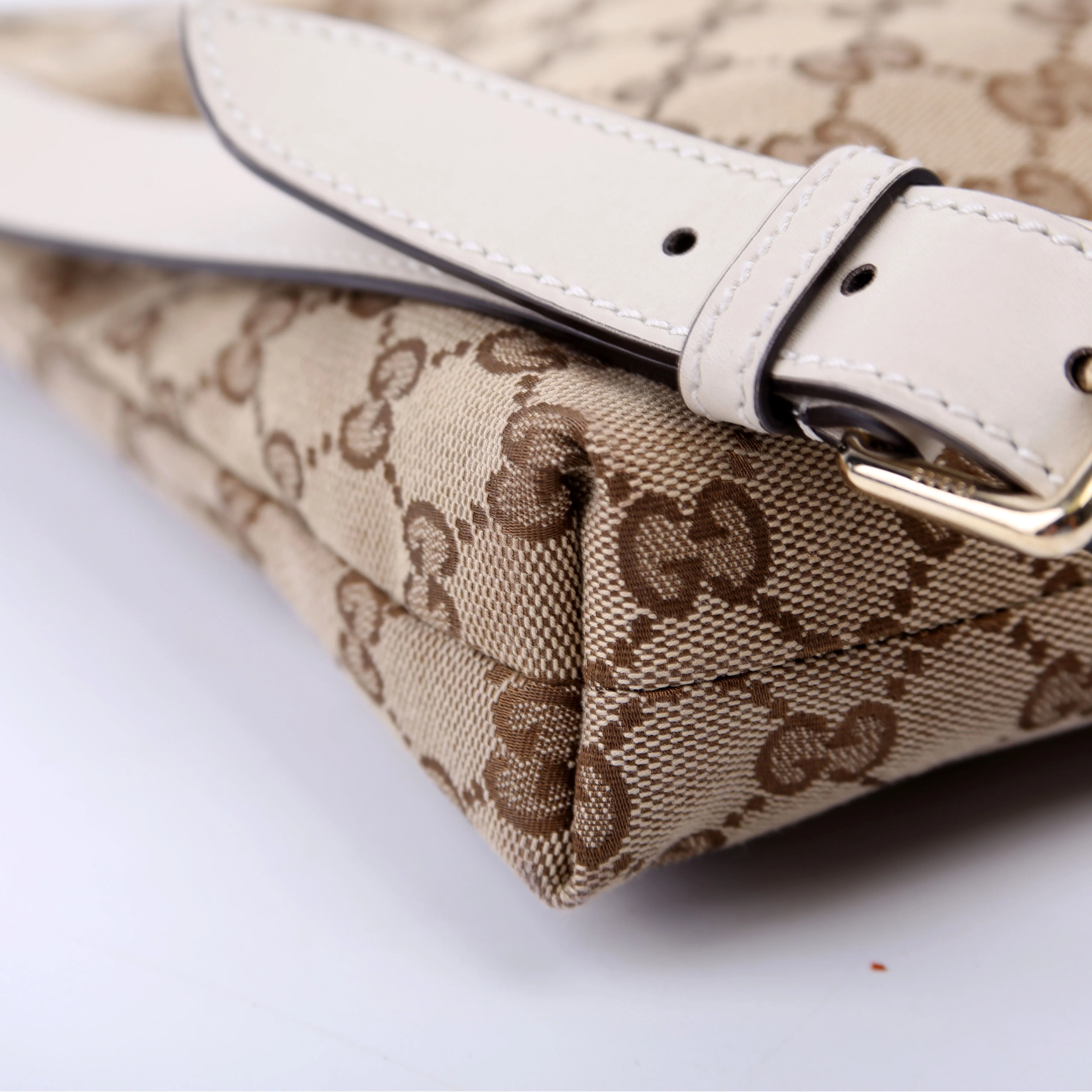 388924 GG Canvas Crossbody White - Image 5