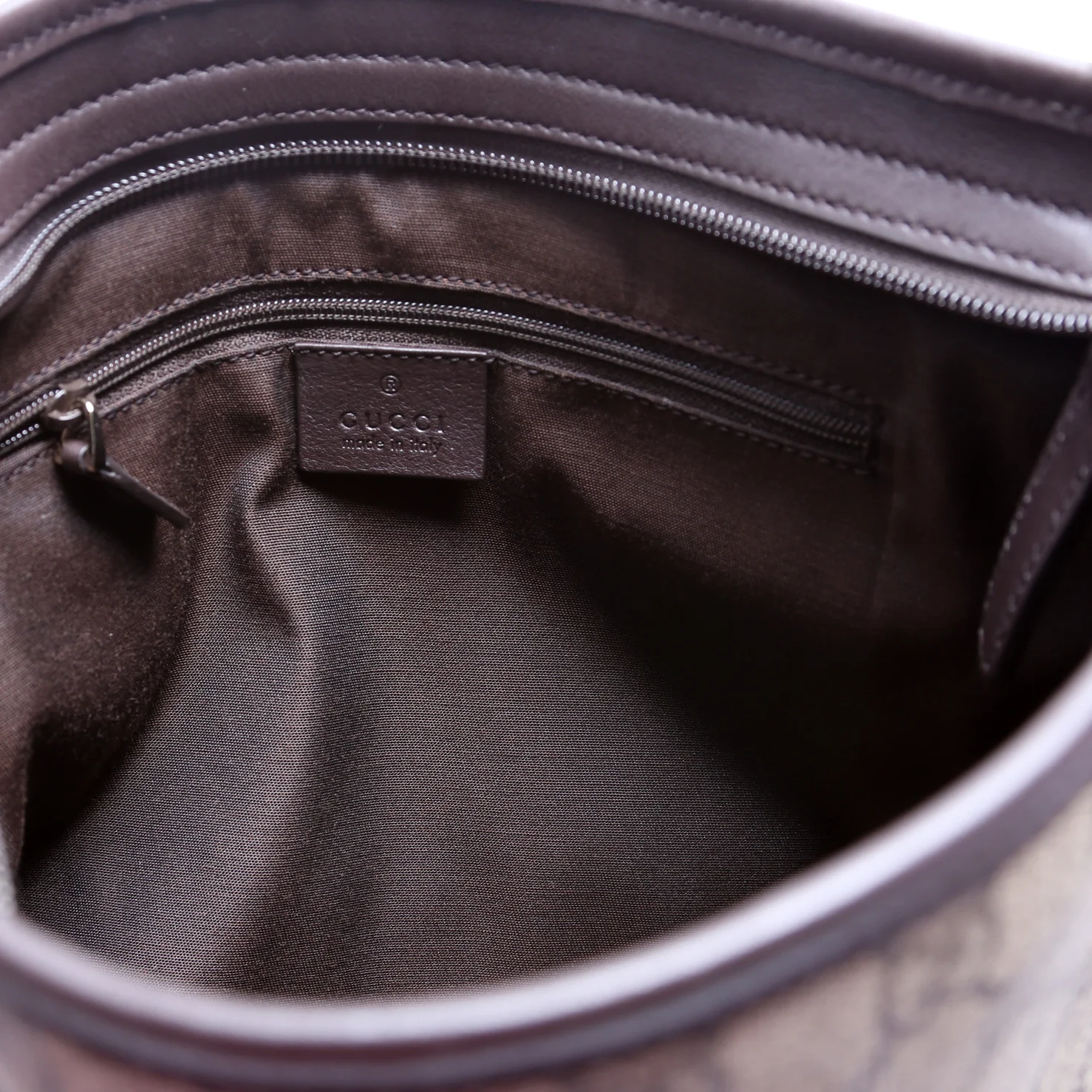 388924 GG Supreme Crossbody - Image 8