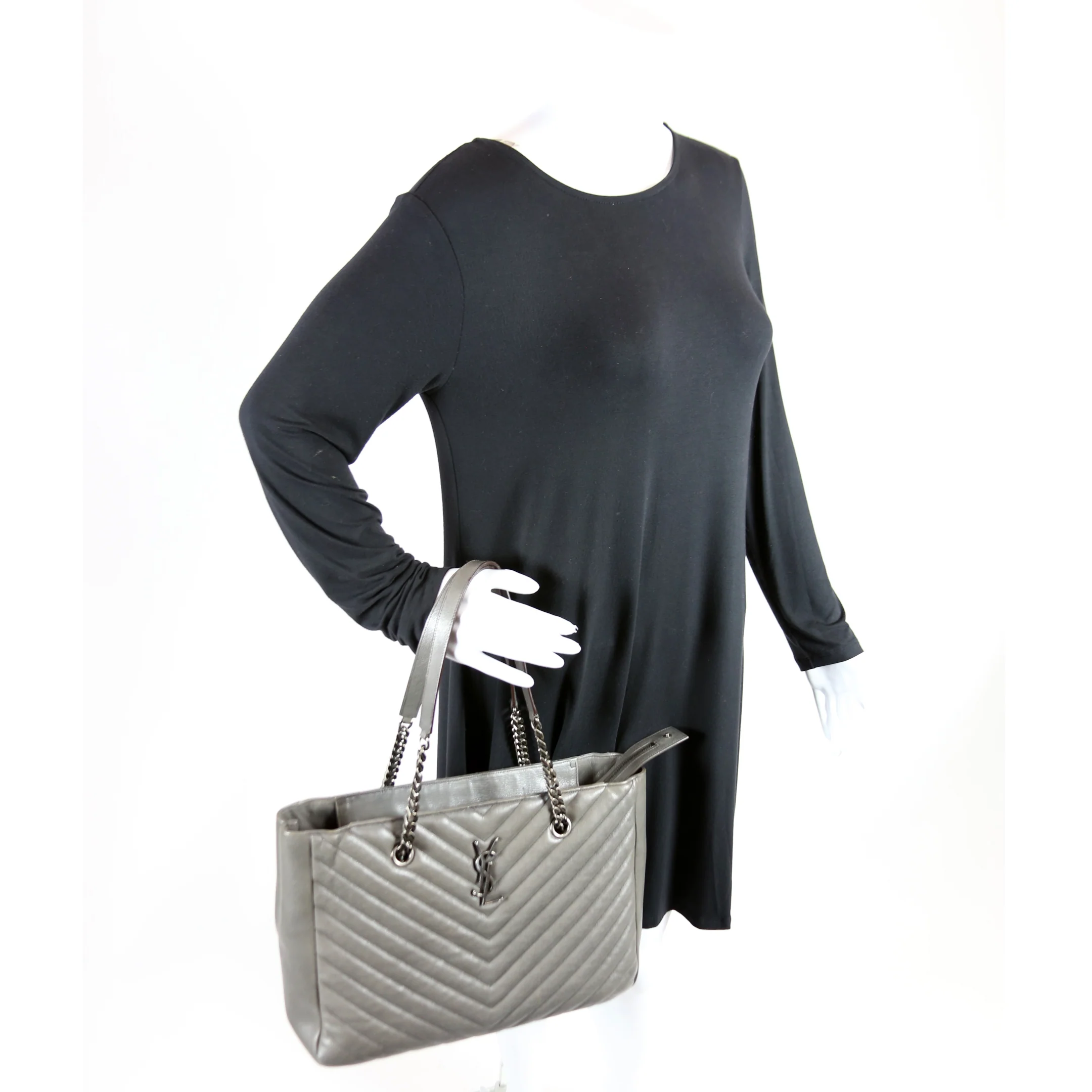 392739 Chevron Large Tote Sheepskin Grey - Image 13