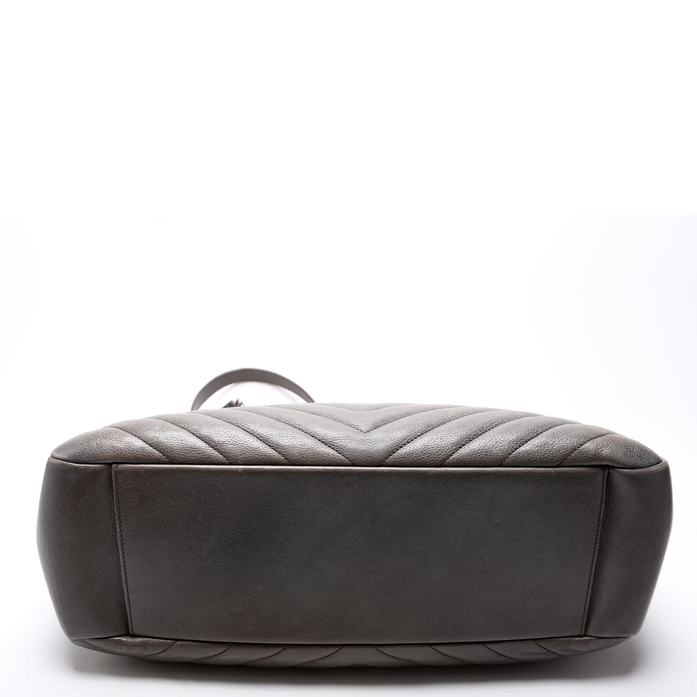 392739 Chevron Large Tote Sheepskin Grey - Image 4