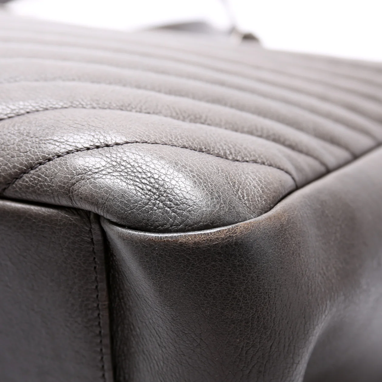 392739 Chevron Large Tote Sheepskin Grey - Image 7
