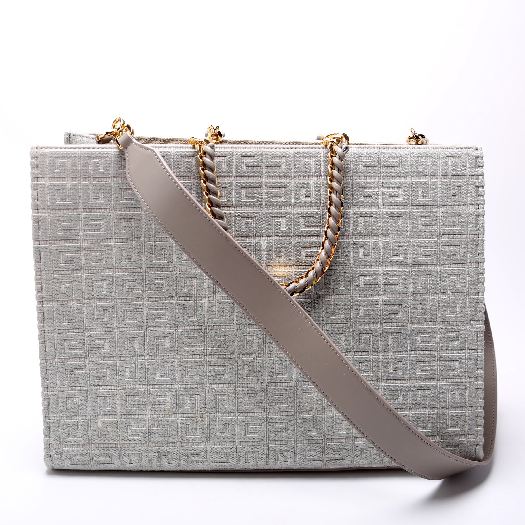 4-G Jacquard Medium Tote Grey - Image 3