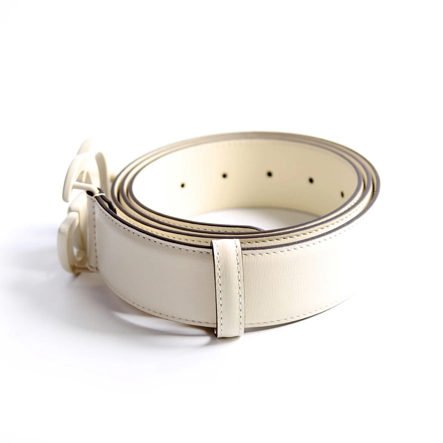 400593 Monochrome Marmont GG Belt Size 110/44 Ivory - Image 2