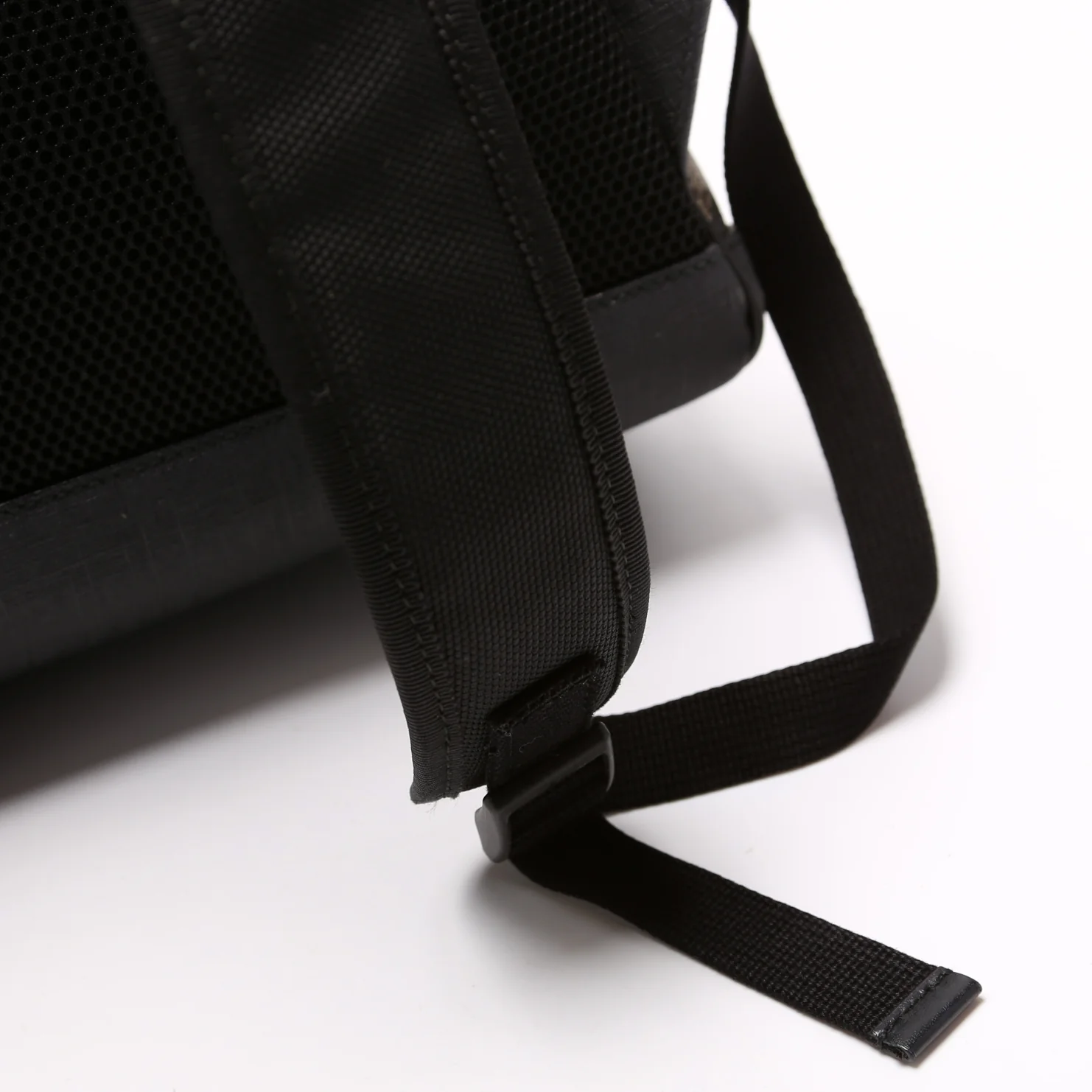 406370 GG Supreme Caleido Medium Backpack - Image 7