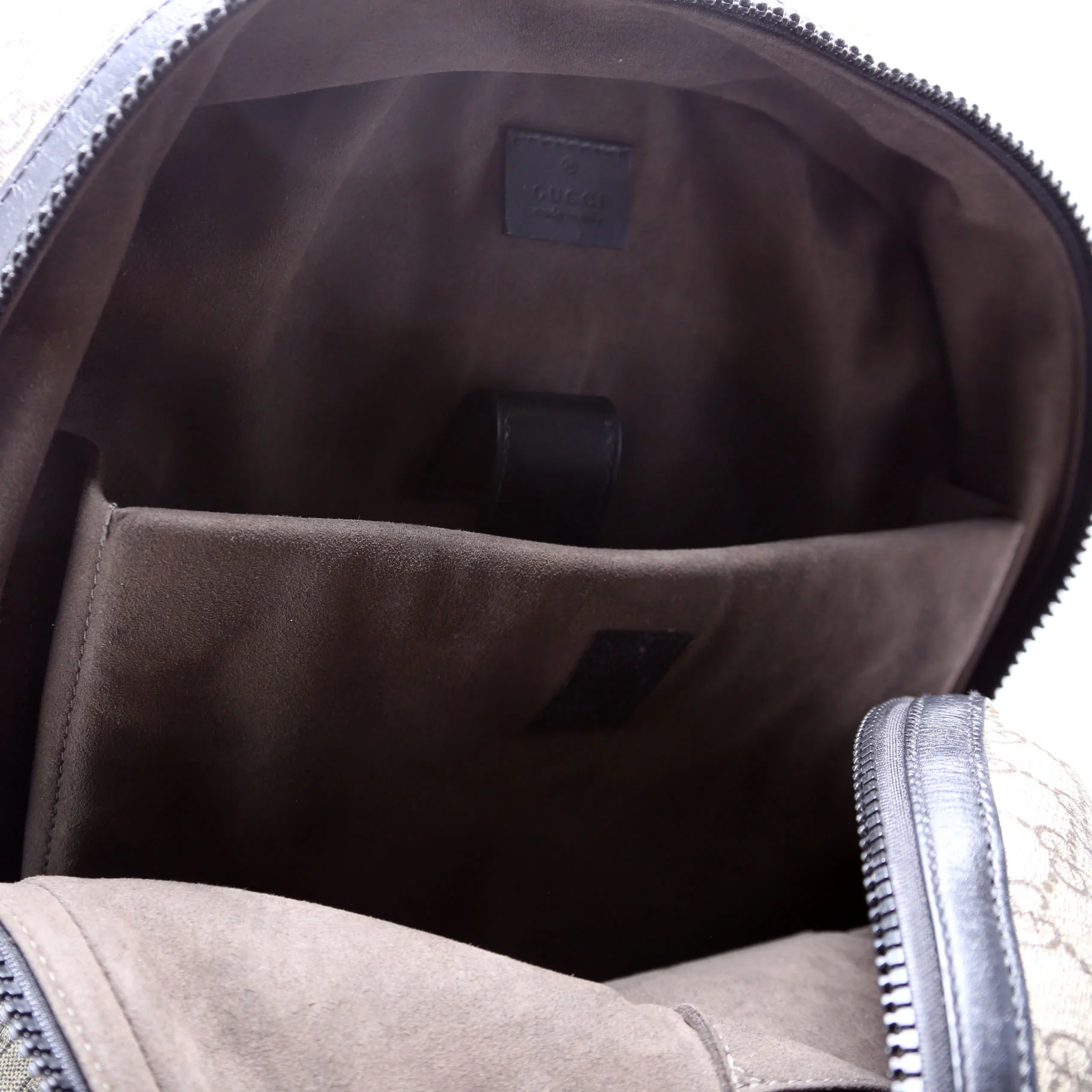 406370 GG Supreme Medium Backpack - Image 7