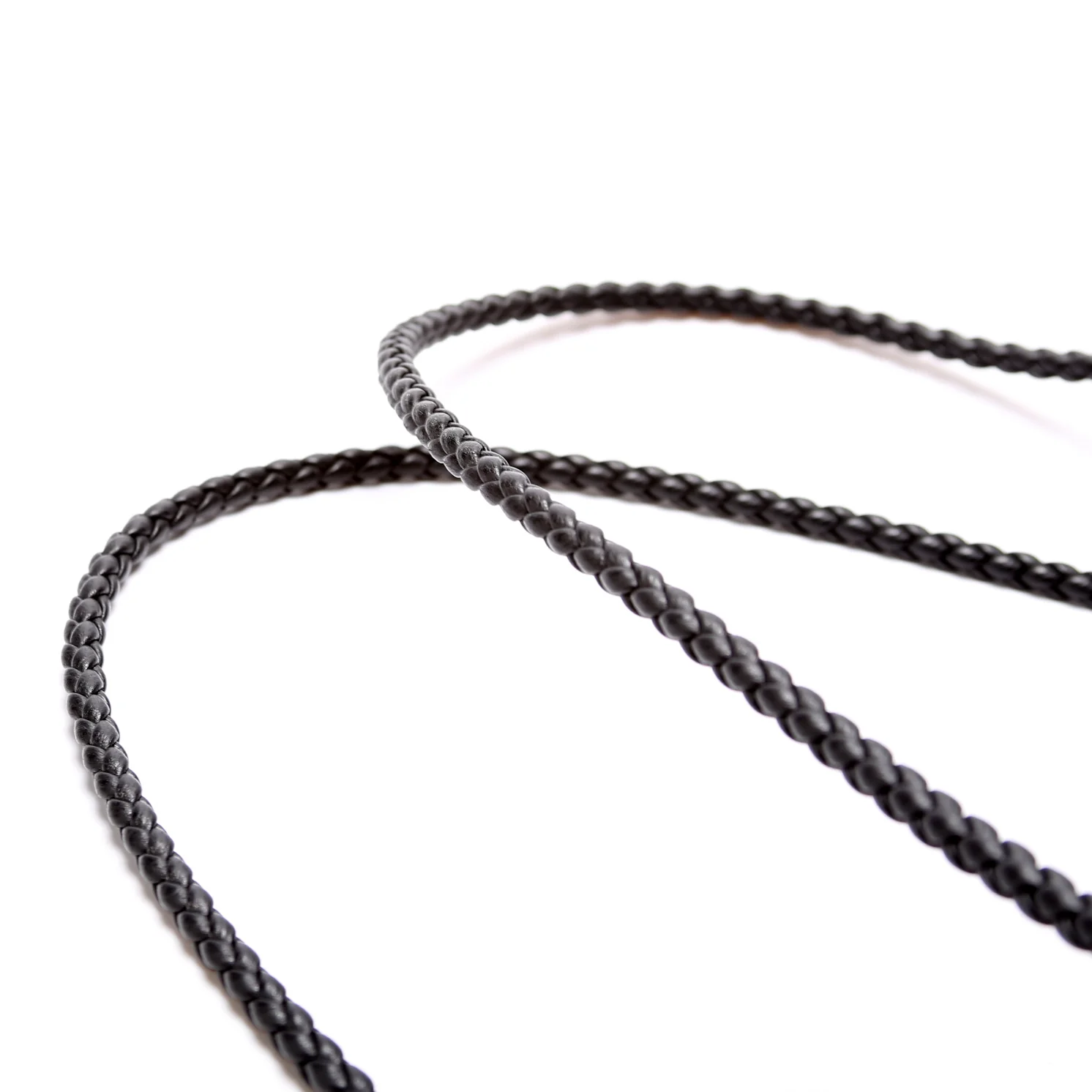 419690 Gifford Braided Strap Tote Black - Image 6