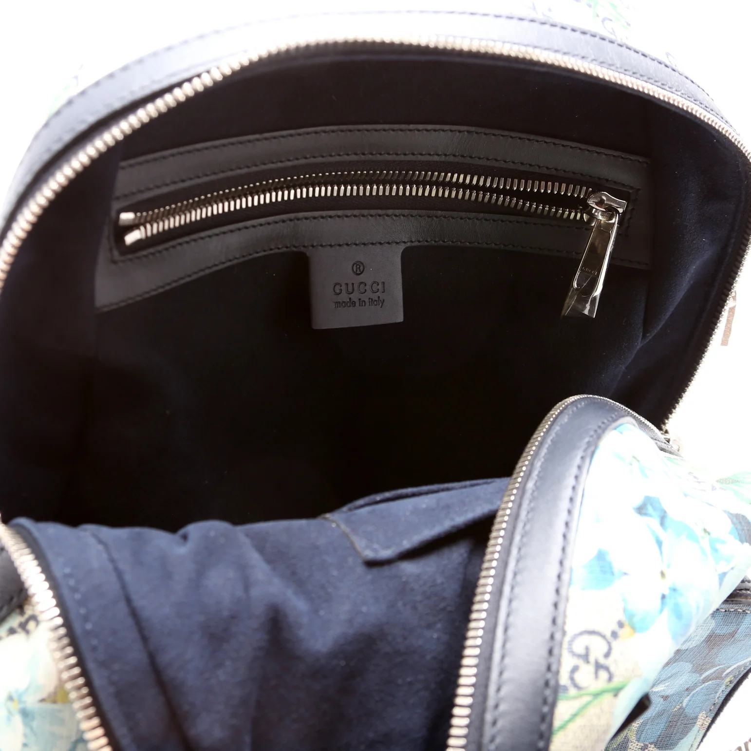 427042 GG Supreme Blooms Backpack Navy - Image 6