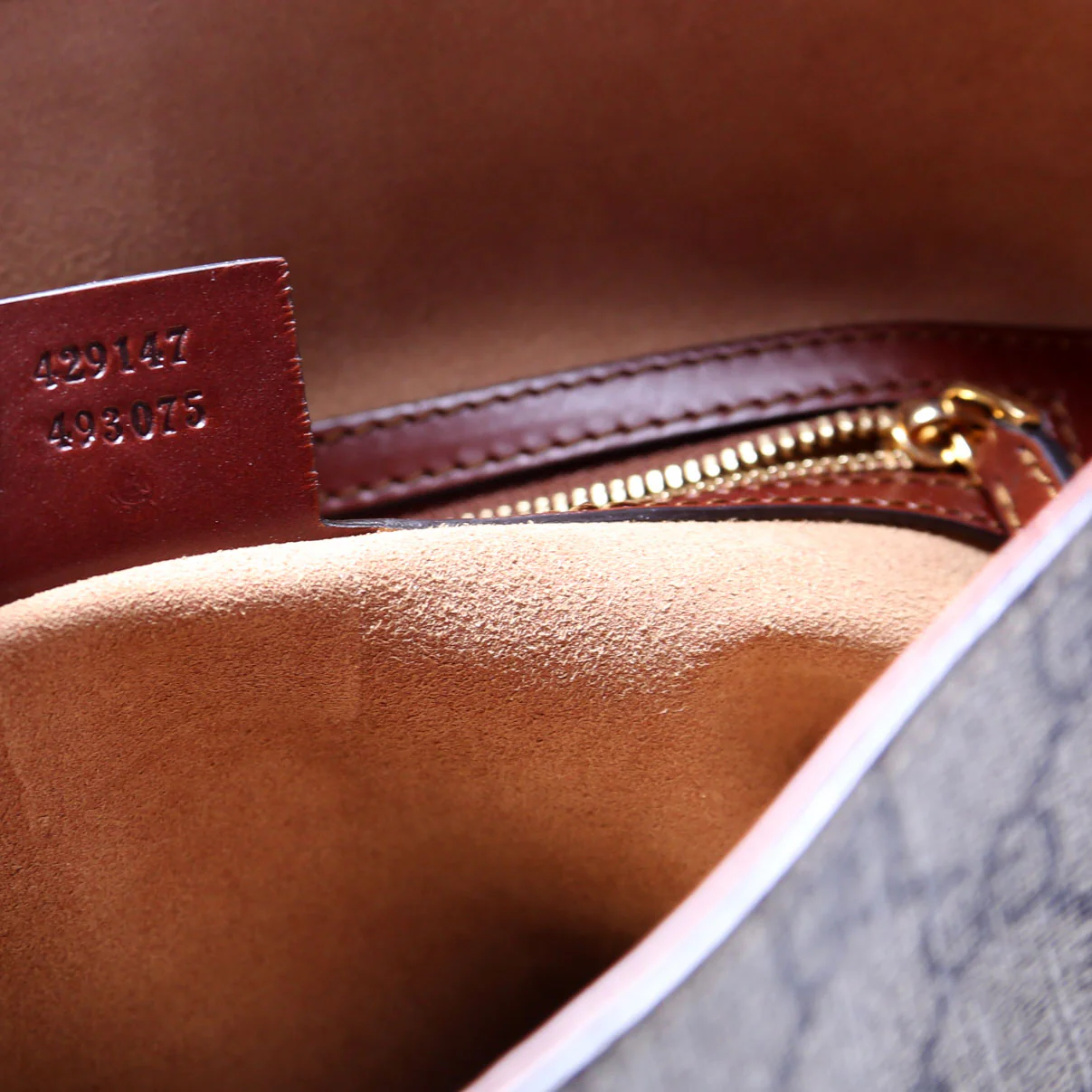 429147 GG Supreme Fold Over Tote Brown - Image 9