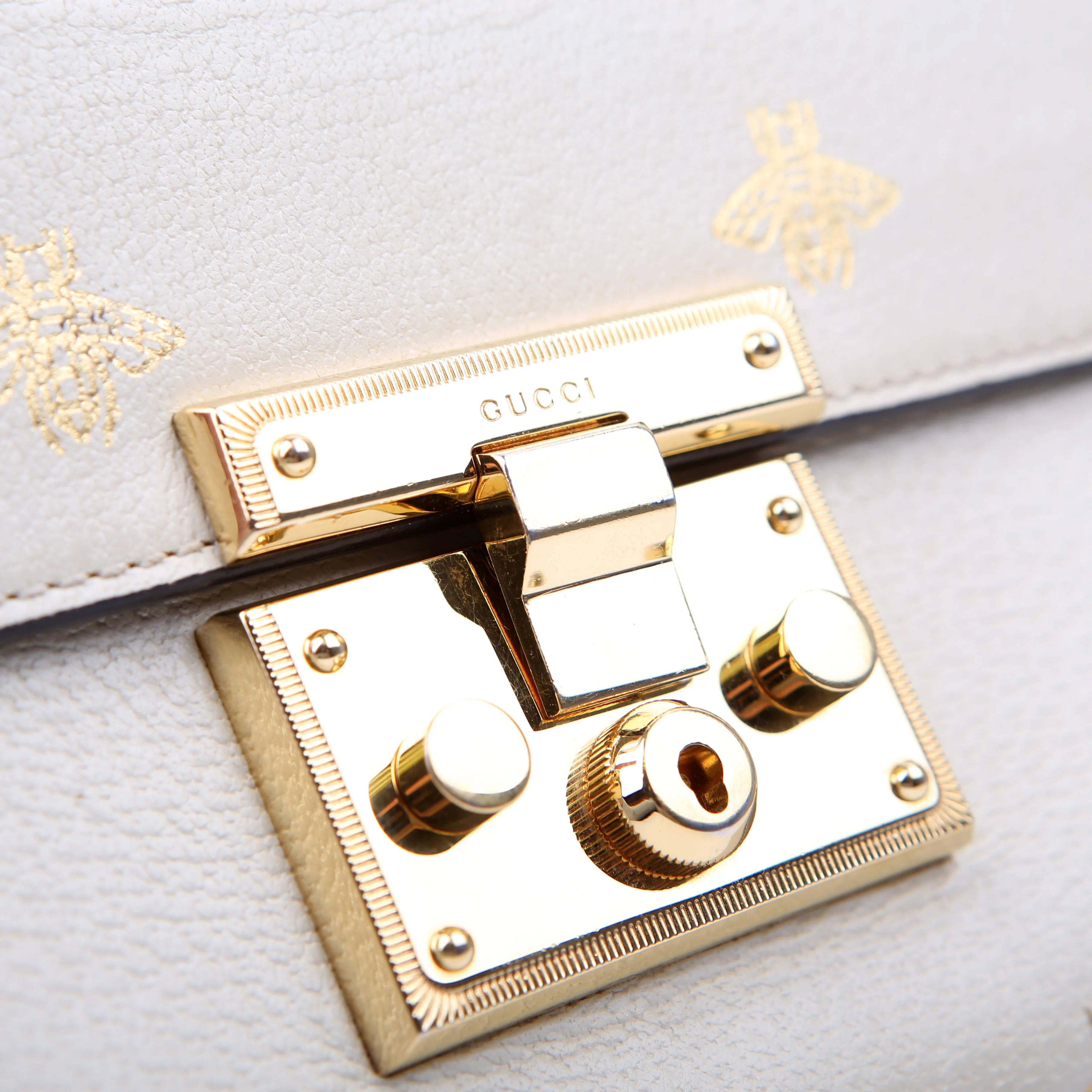432182 Padlock Bee Star Leather Small Cream - Image 11