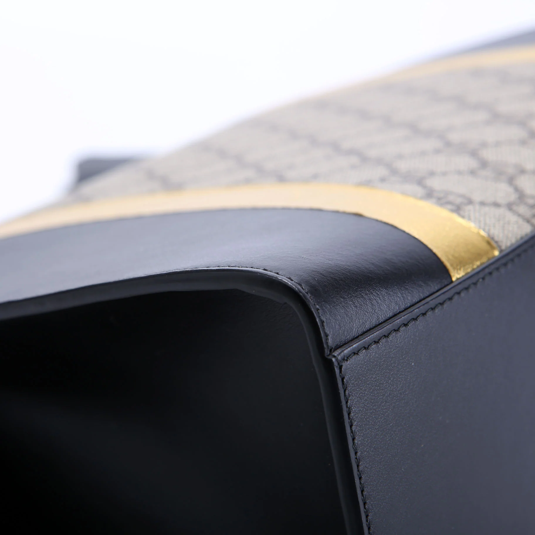 432679 GG Supreme Calfskin Padlock Medium Shoulder Bag Black/Gold - Image 7