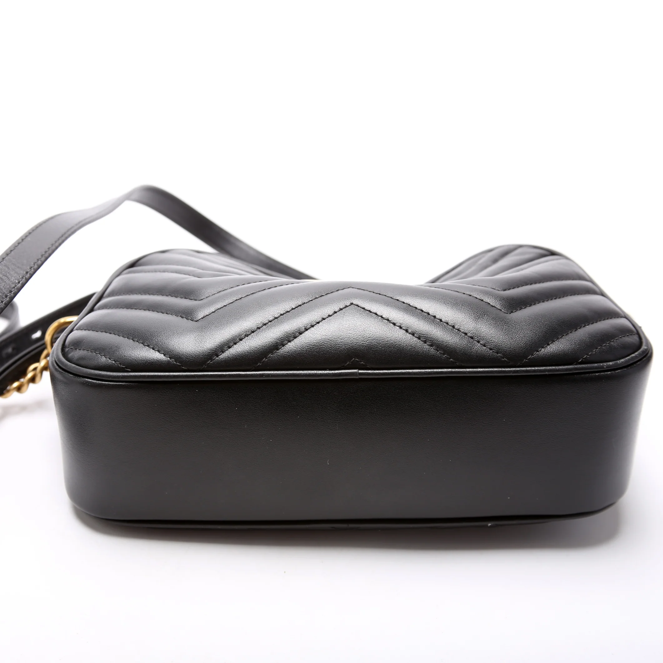 447632 Marmont Small Leather Camera - Image 4
