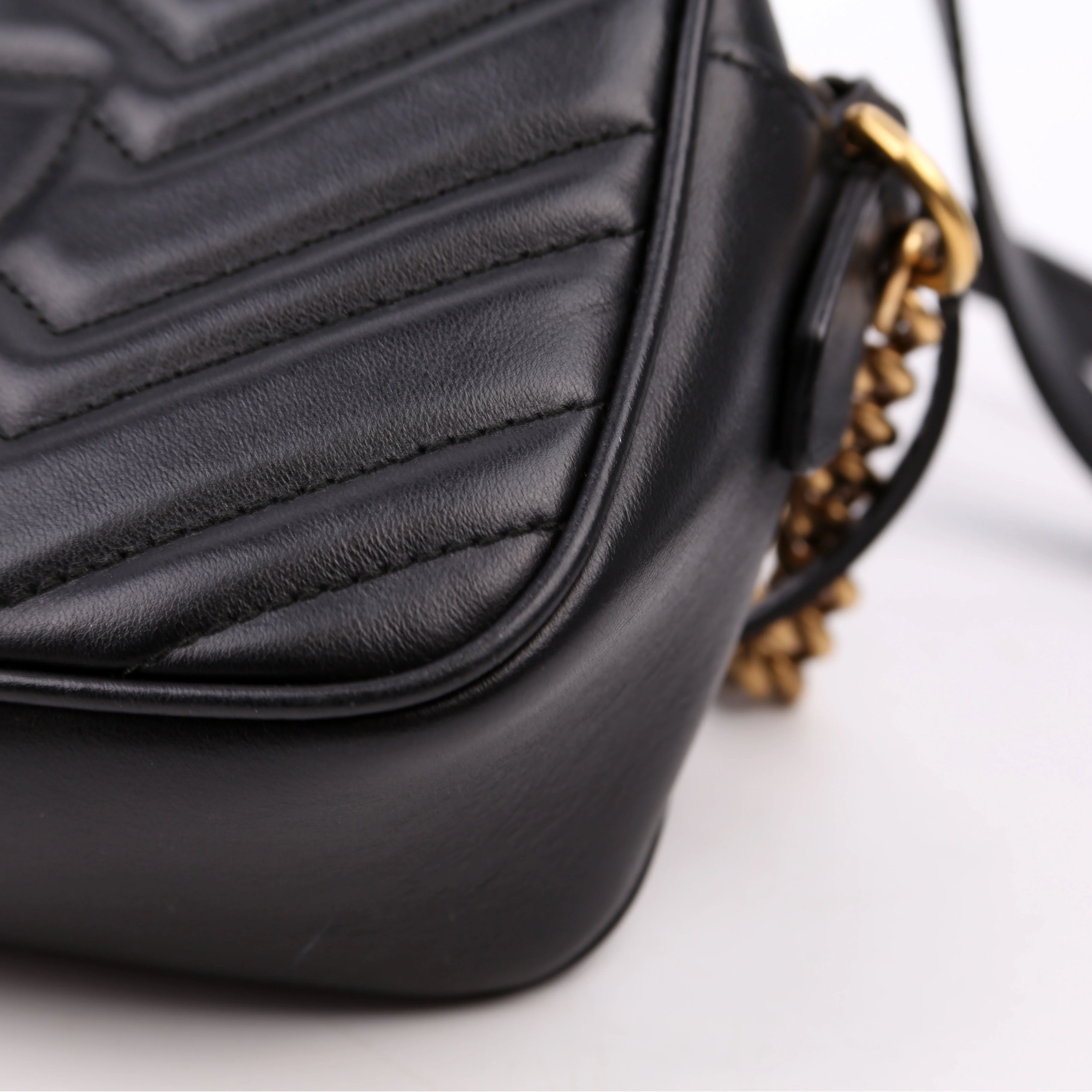 447632 Marmont Small Leather Camera Black - Image 8