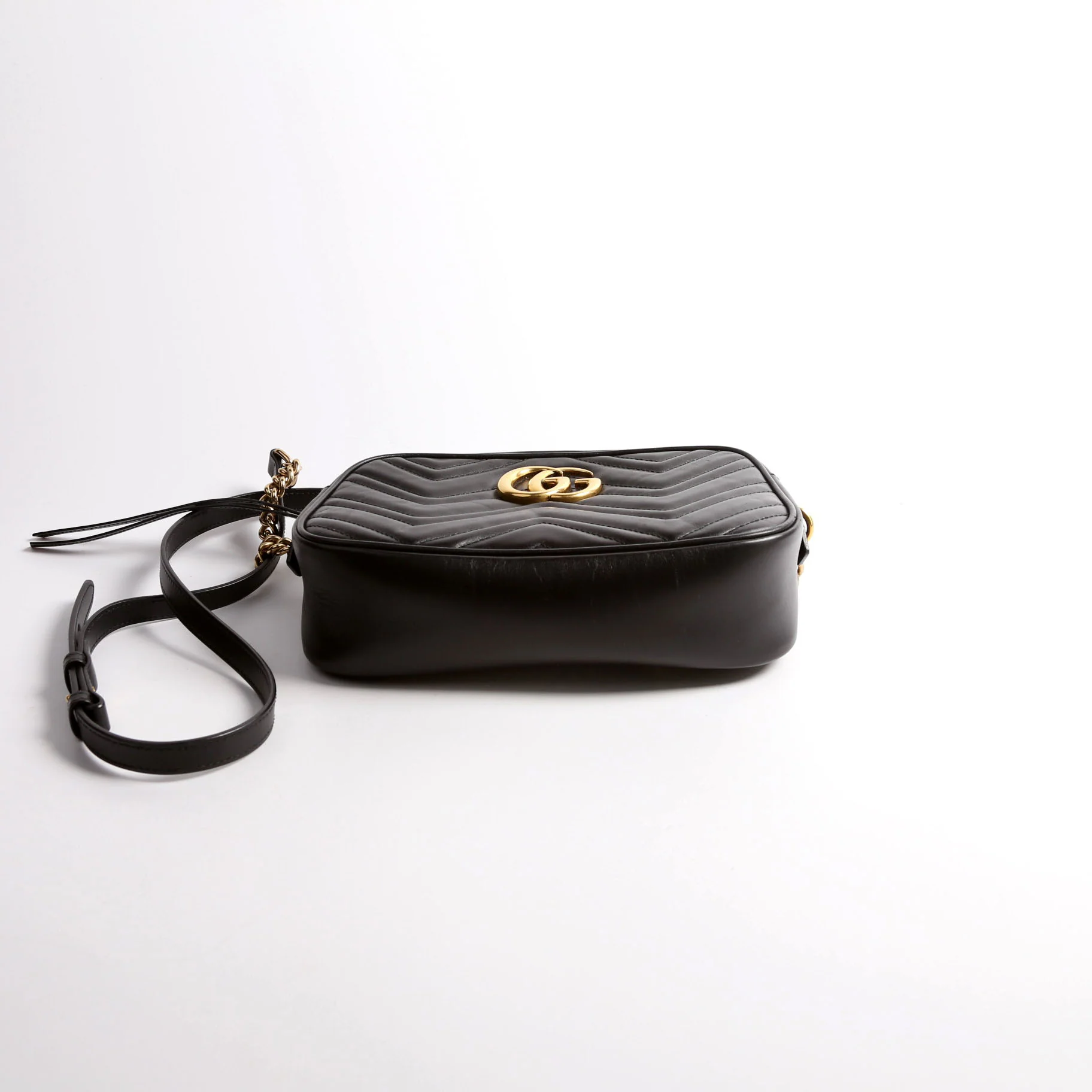447632 Marmont Small Leather Camera Black - Image 3