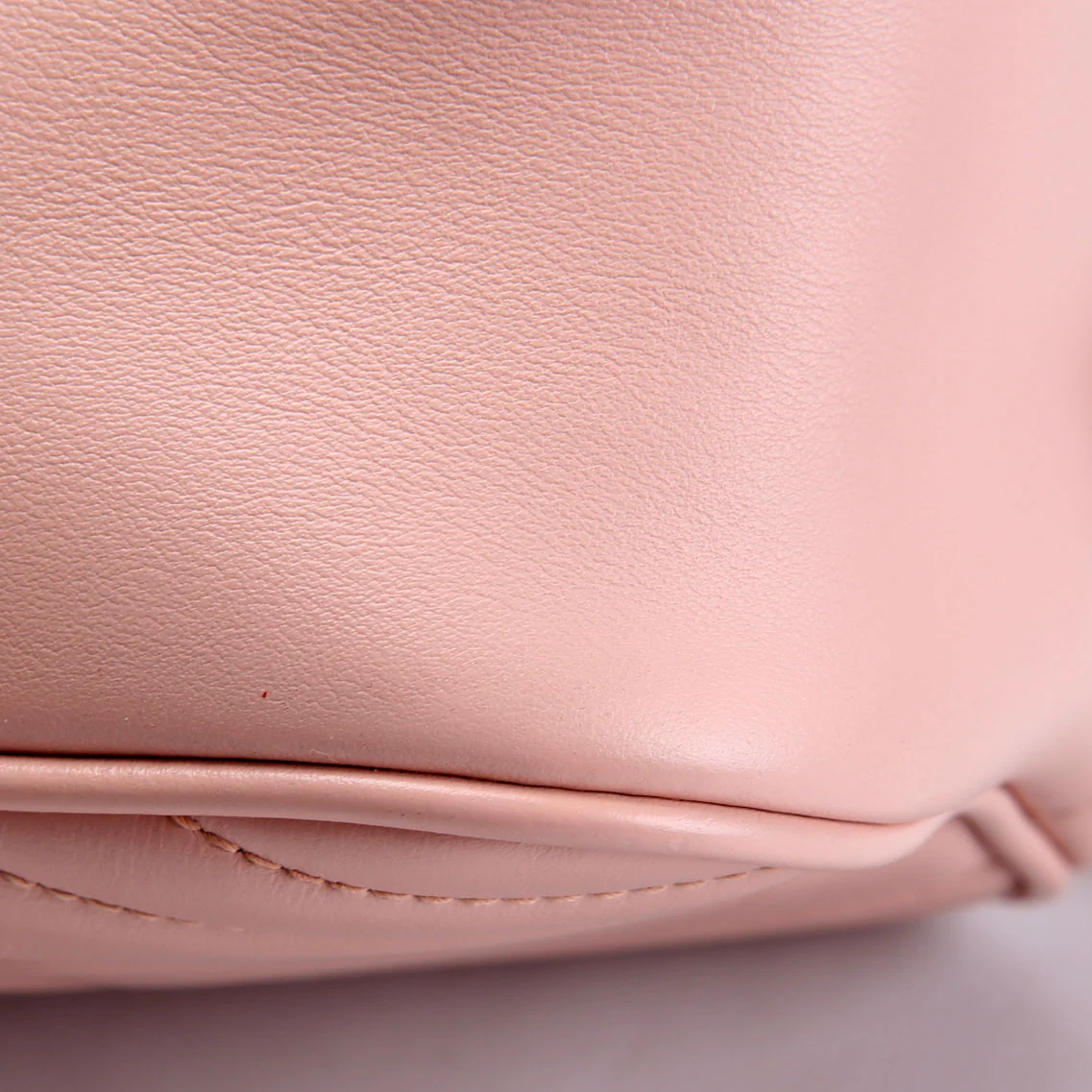 447632 Marmont Small Leather Camera Pink - Image 8
