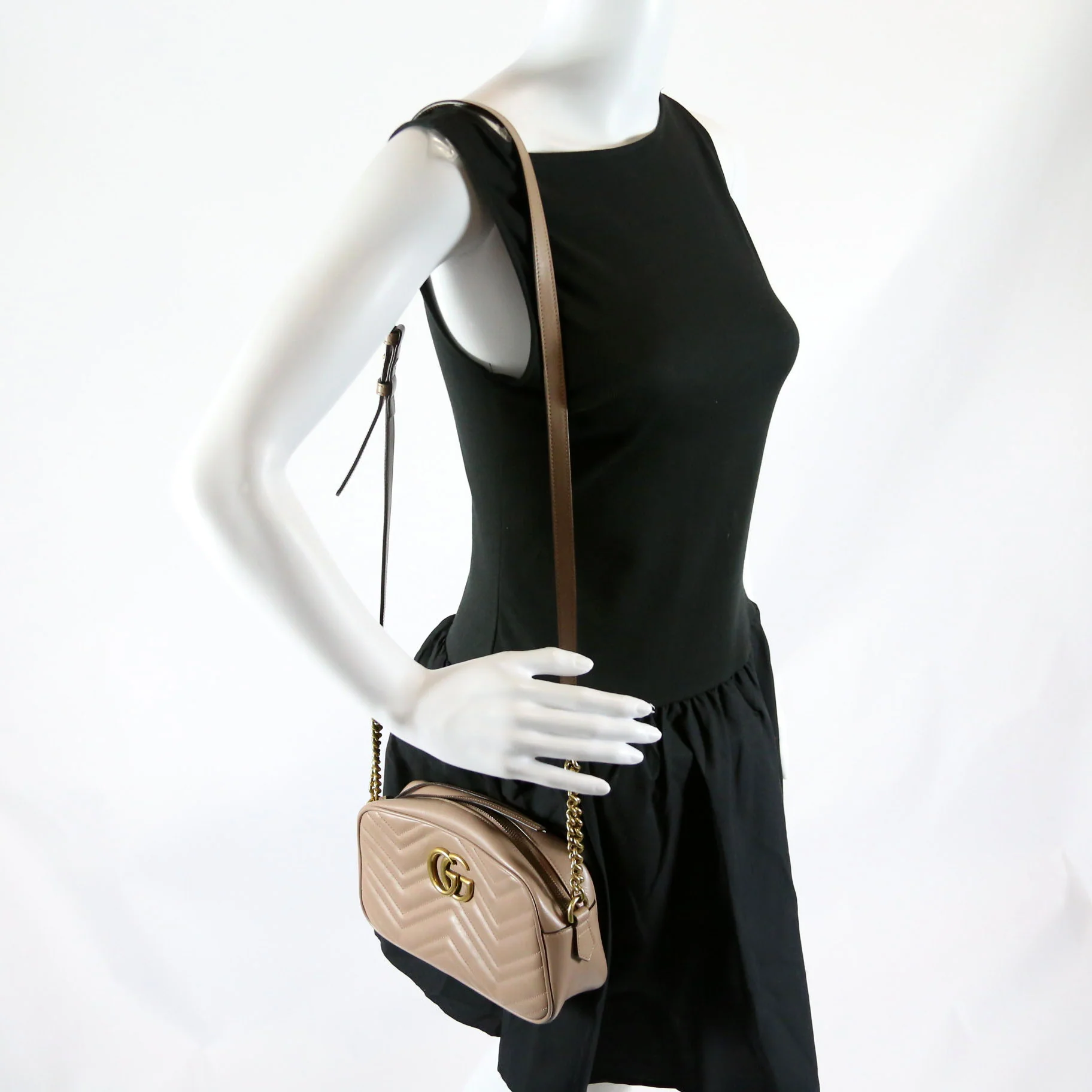 447632 Marmont Small Leather Camera Taupe - Image 8