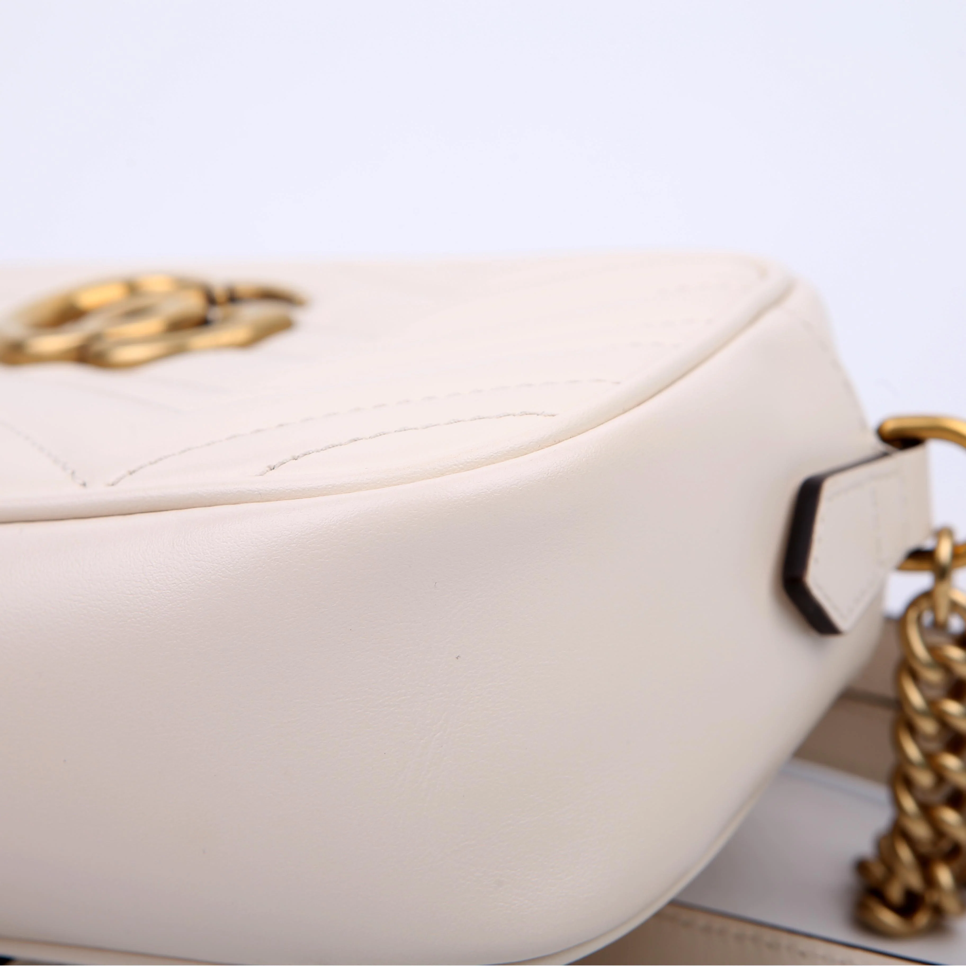 447632 Marmont Small Leather Camera White - Image 6