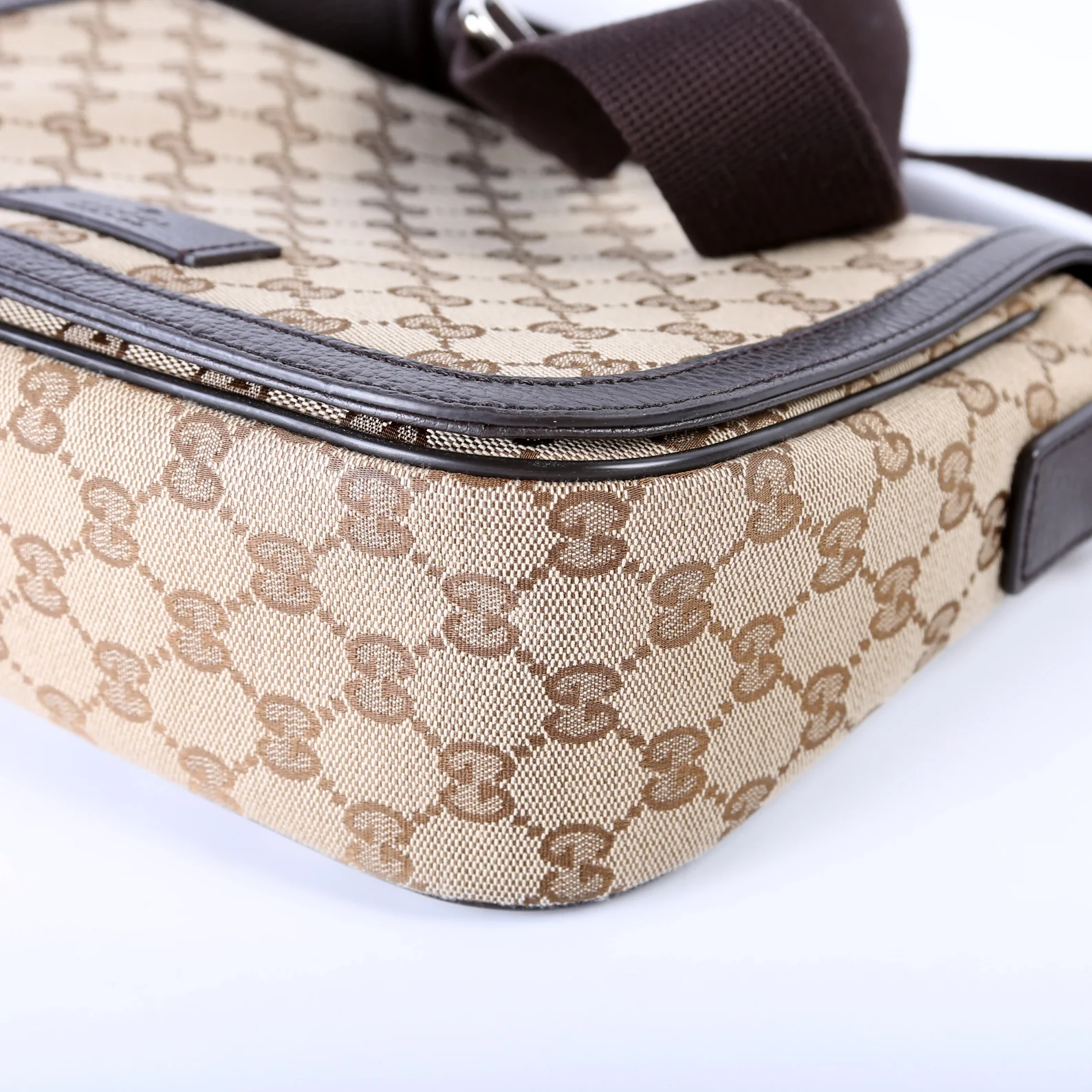 449172 GG Canvas Messenger - Image 7