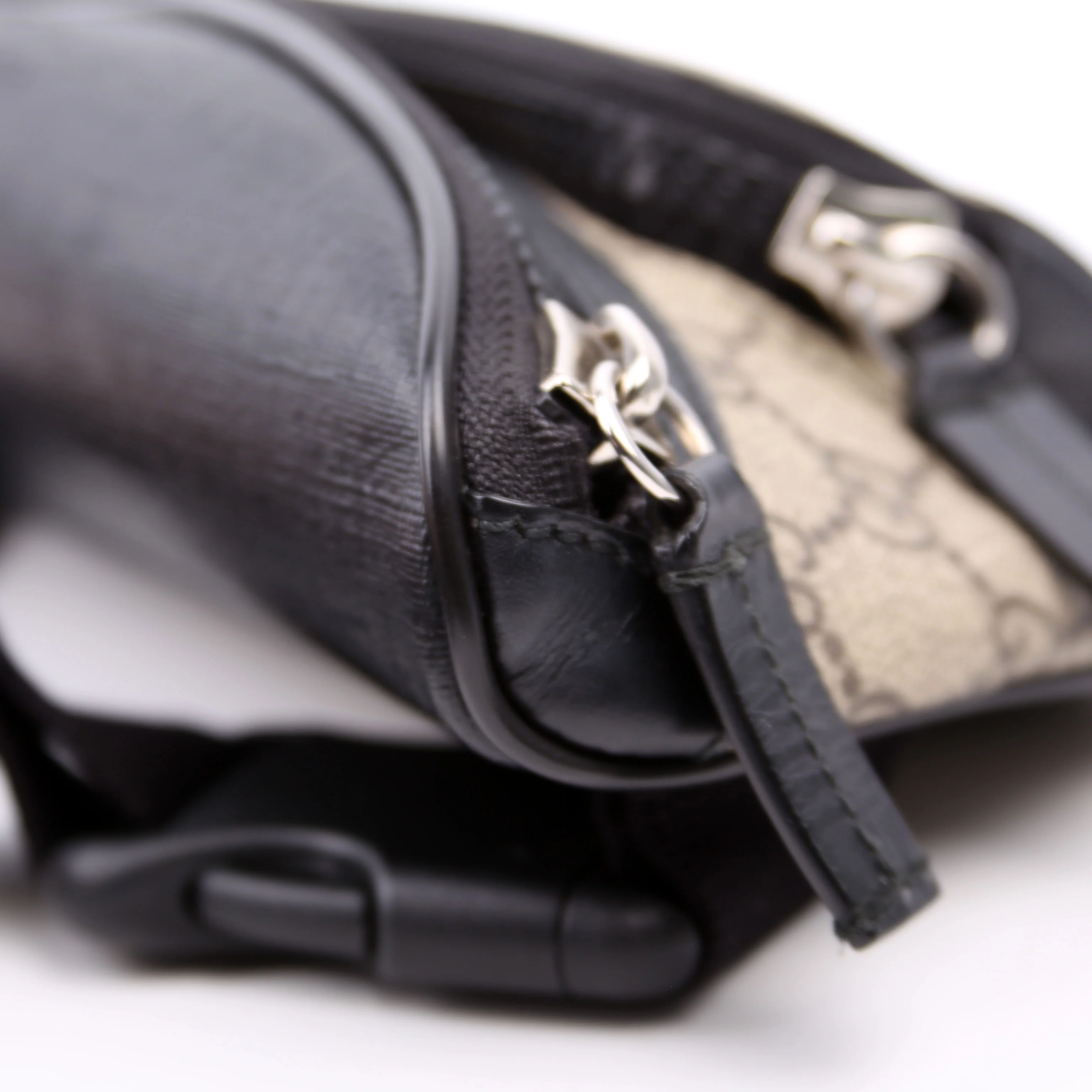 450946 GG Supreme Belt Bag - Image 9