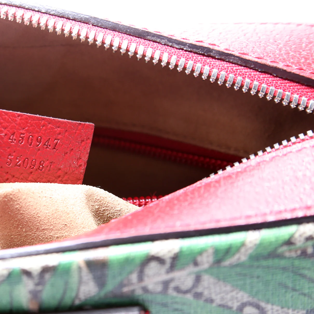 450947 GG Supreme Tian Shoulder Bag - Image 9