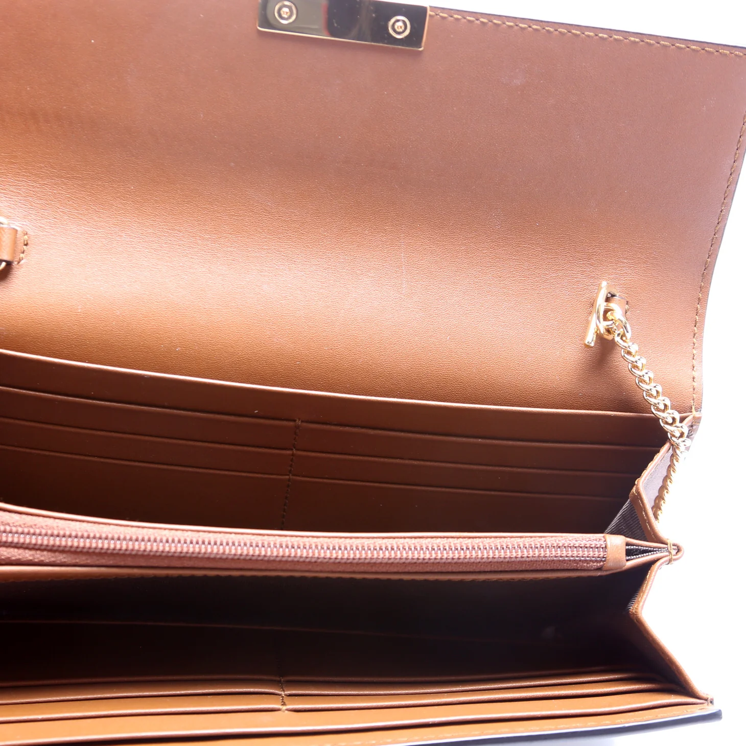 453506 Padlock Chain Wallet - Image 8