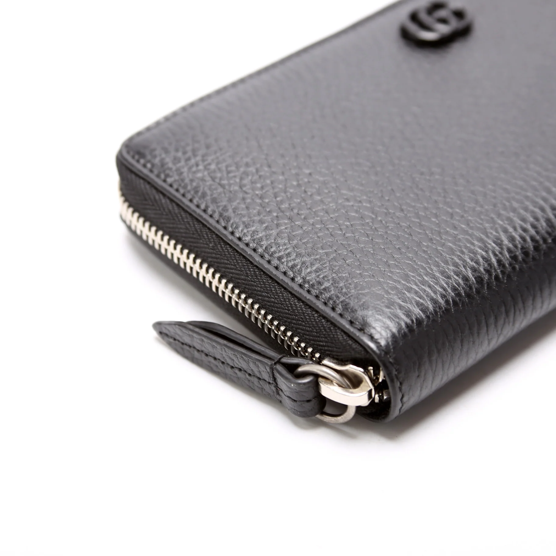 456117 GG Leather Zip Around Wallet - Image 5