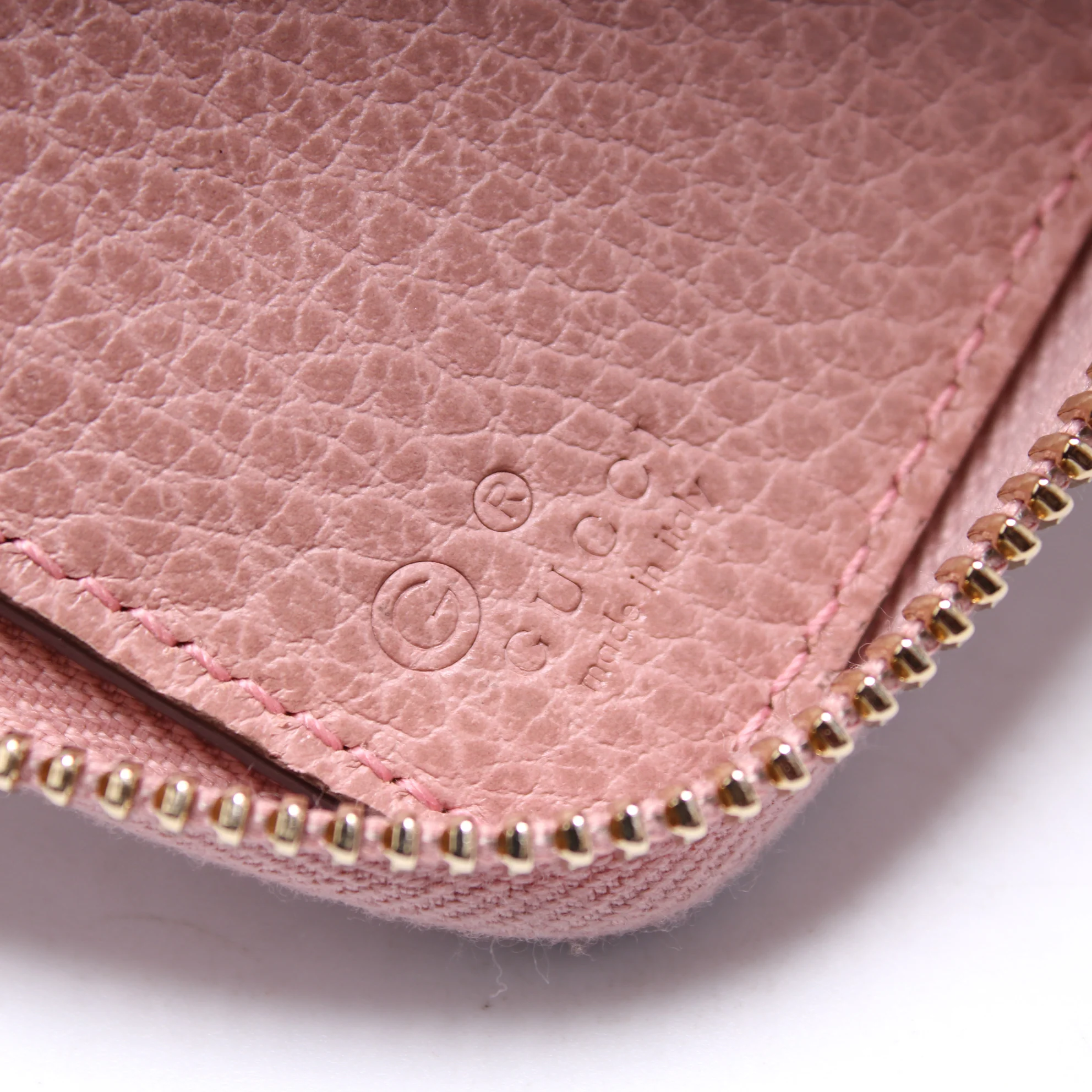 464884 Betty Bifold Zip Around Wallet - Image 9