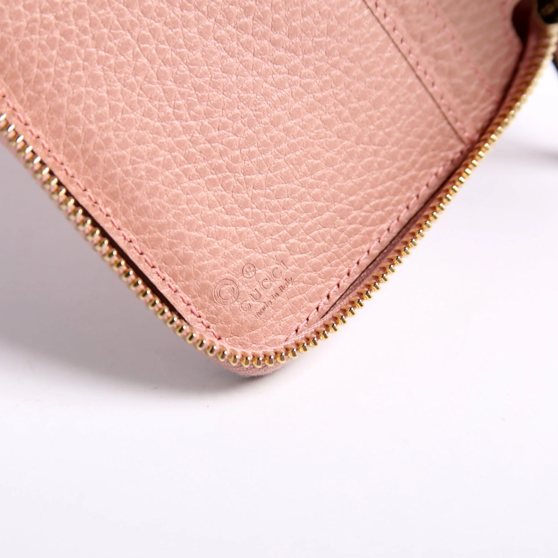 464884 Betty Bifold Zip Wallet - Image 8