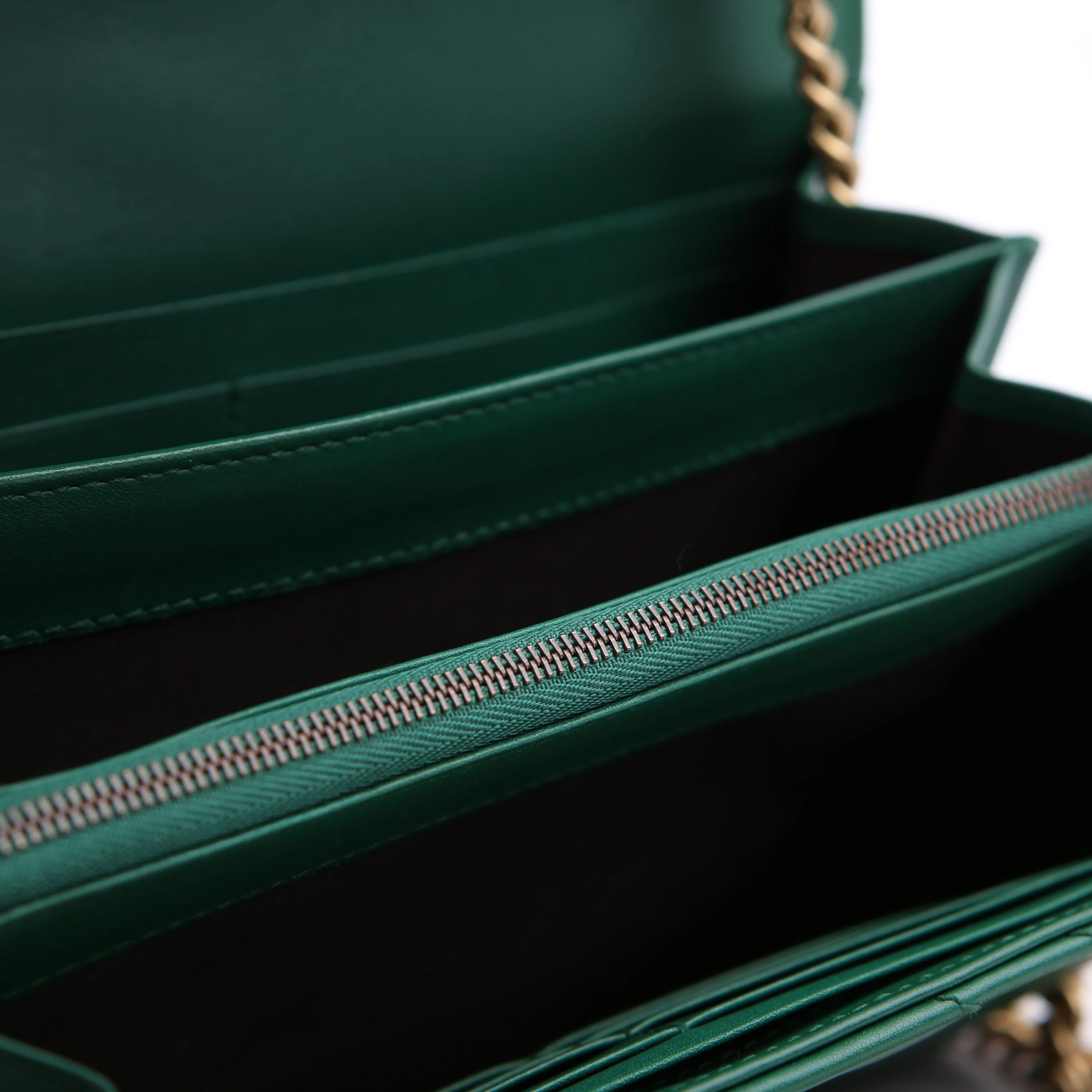 474575 Marmont Chain Wallet Green - Image 11