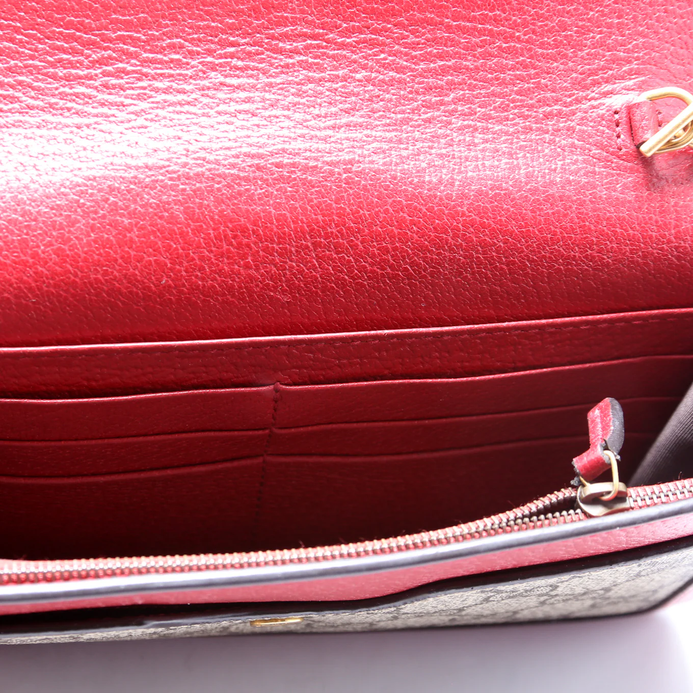 476079 Queen Margaret WOC Red - Image 8