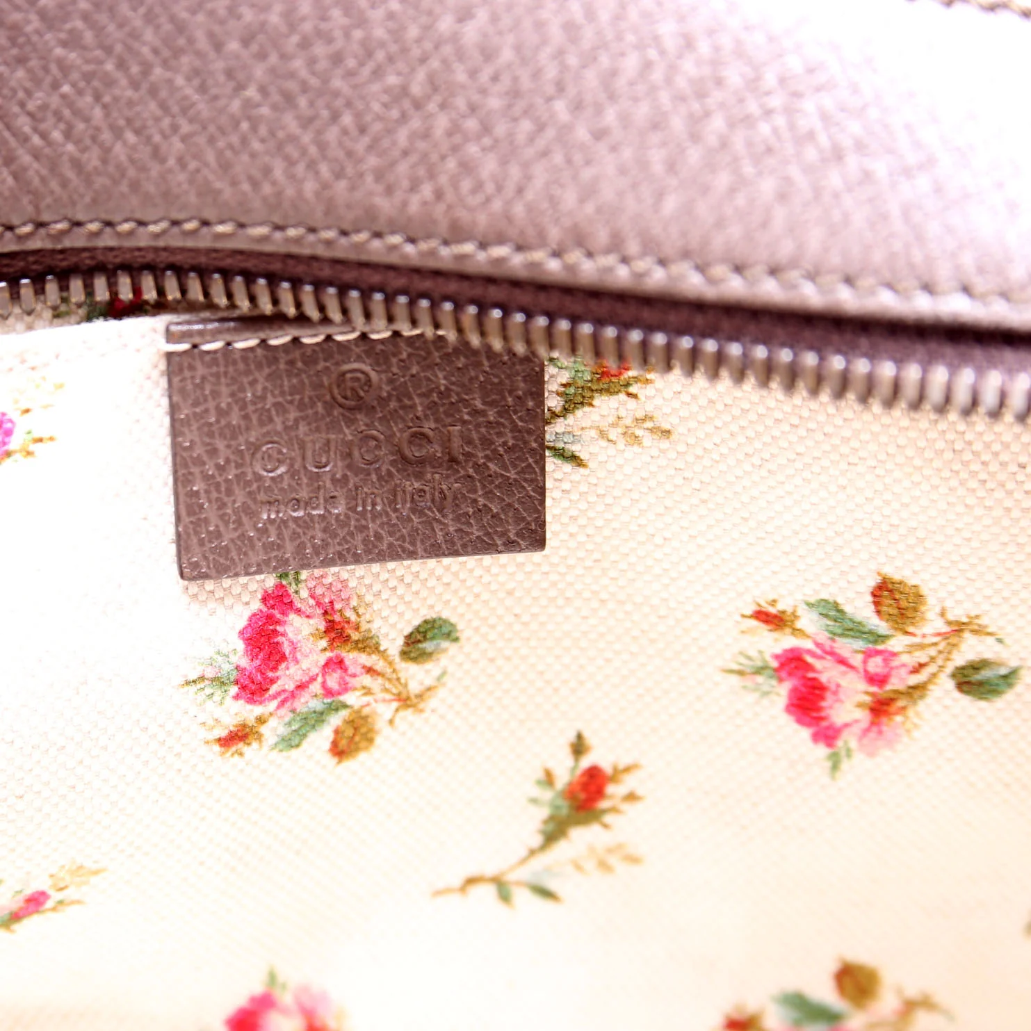476466 GG Supreme Messenger Bag - Image 9