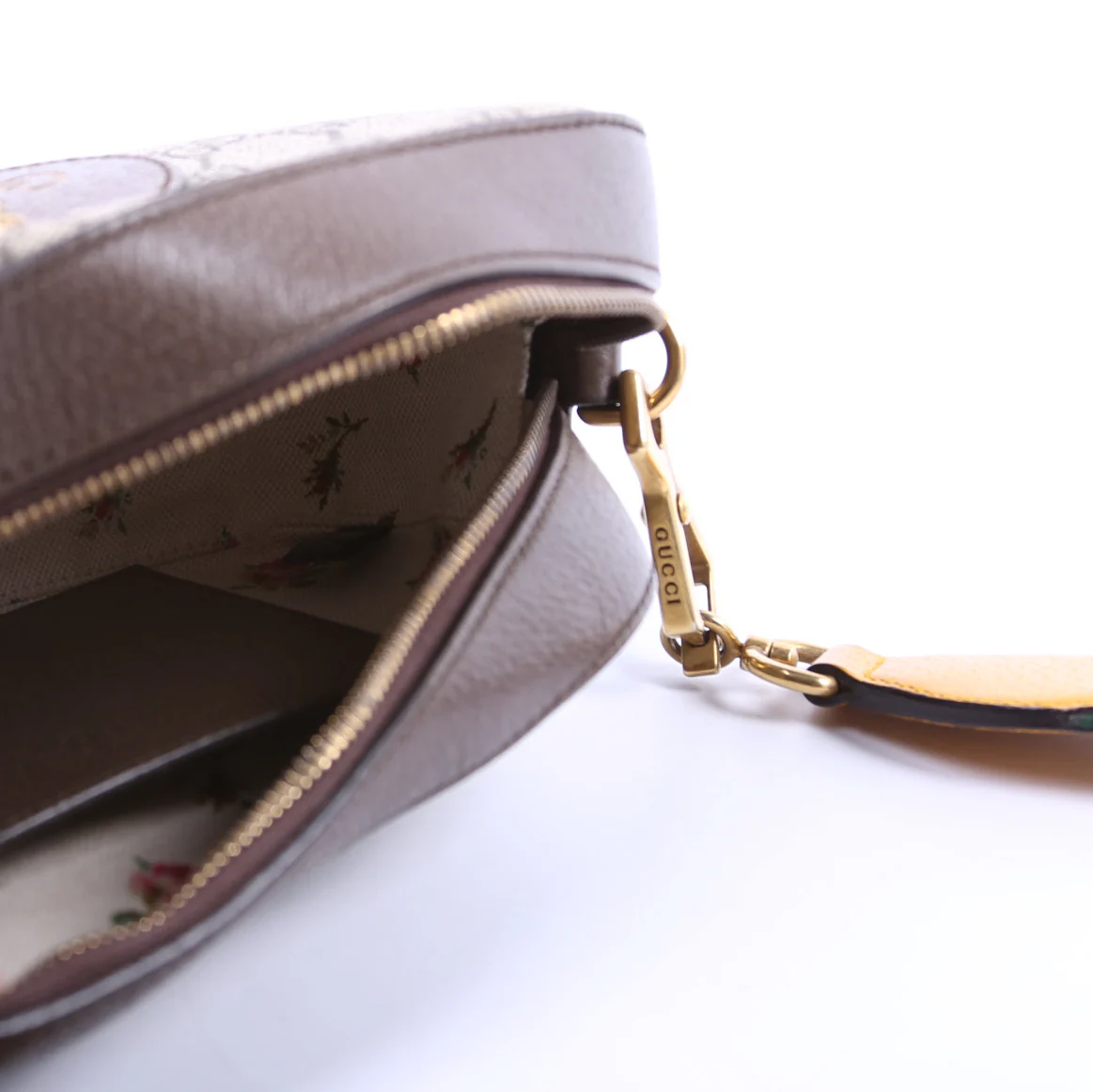 476466 GG Supreme Messenger Bag Brown - Image 11