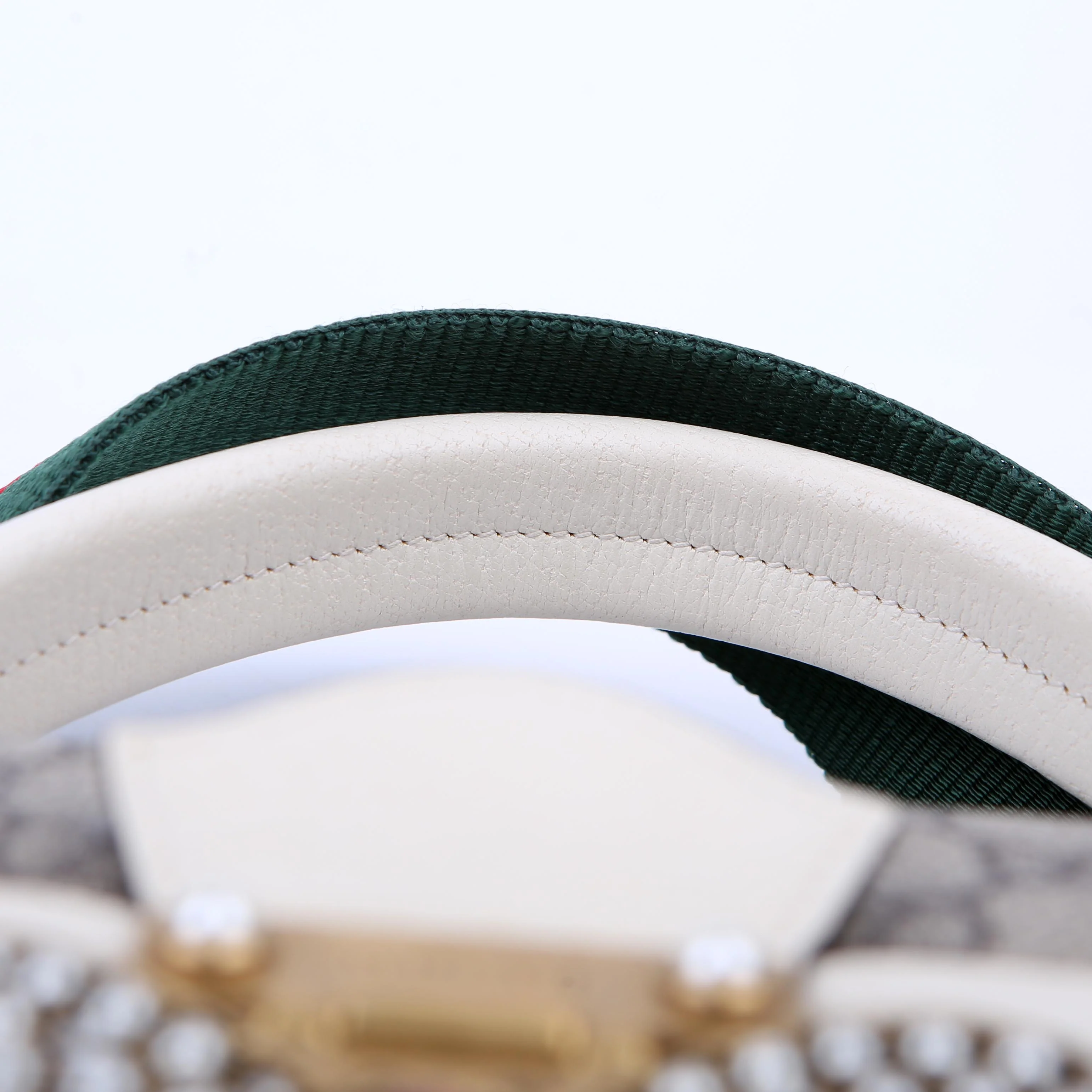 476541 Queen Margaret Top Handle White - Image 7
