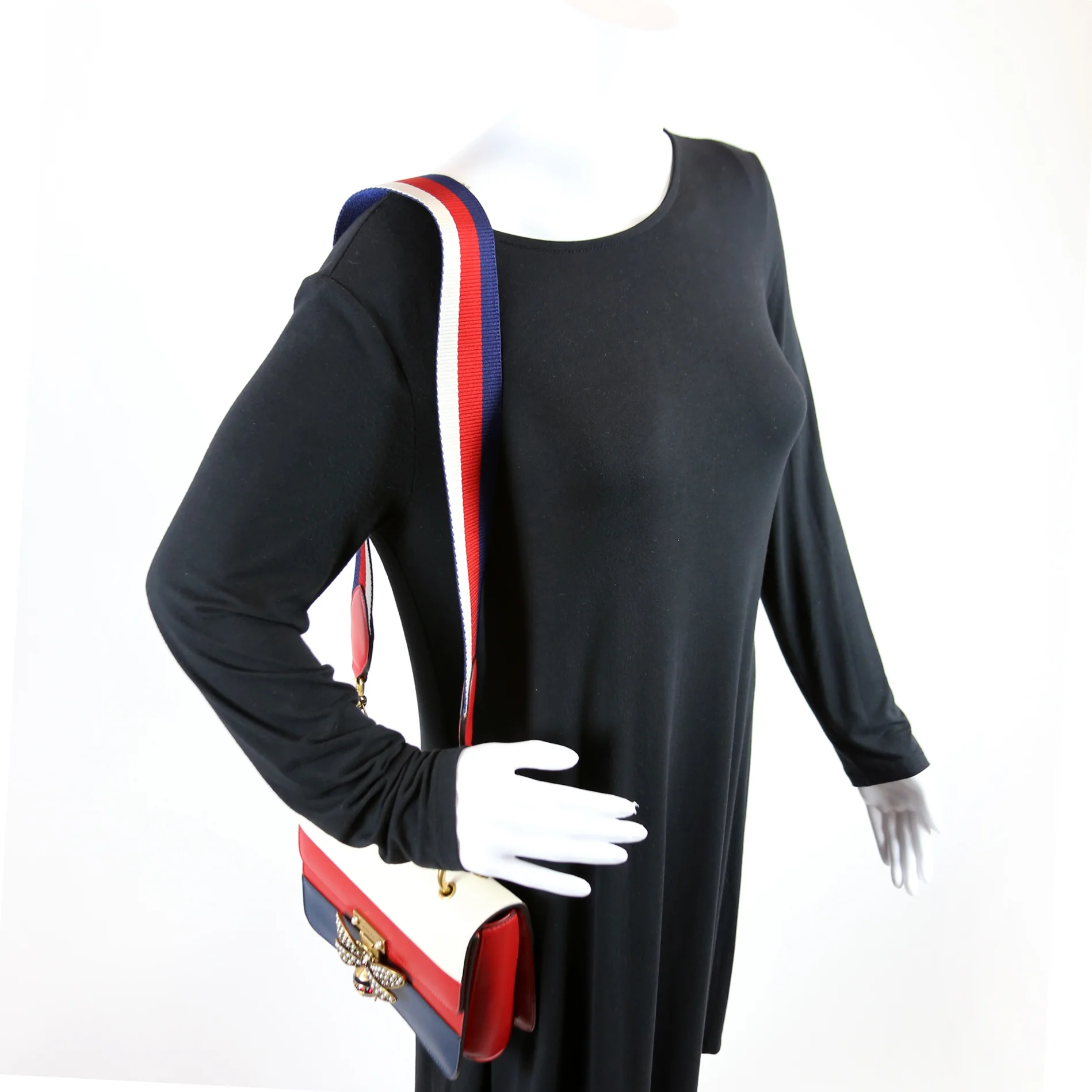476542 Queen Margaret Shoulder Bag - Image 11