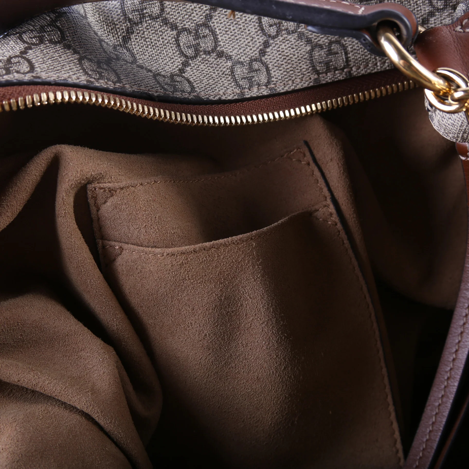 477324 GG Supreme Hobo - Image 10
