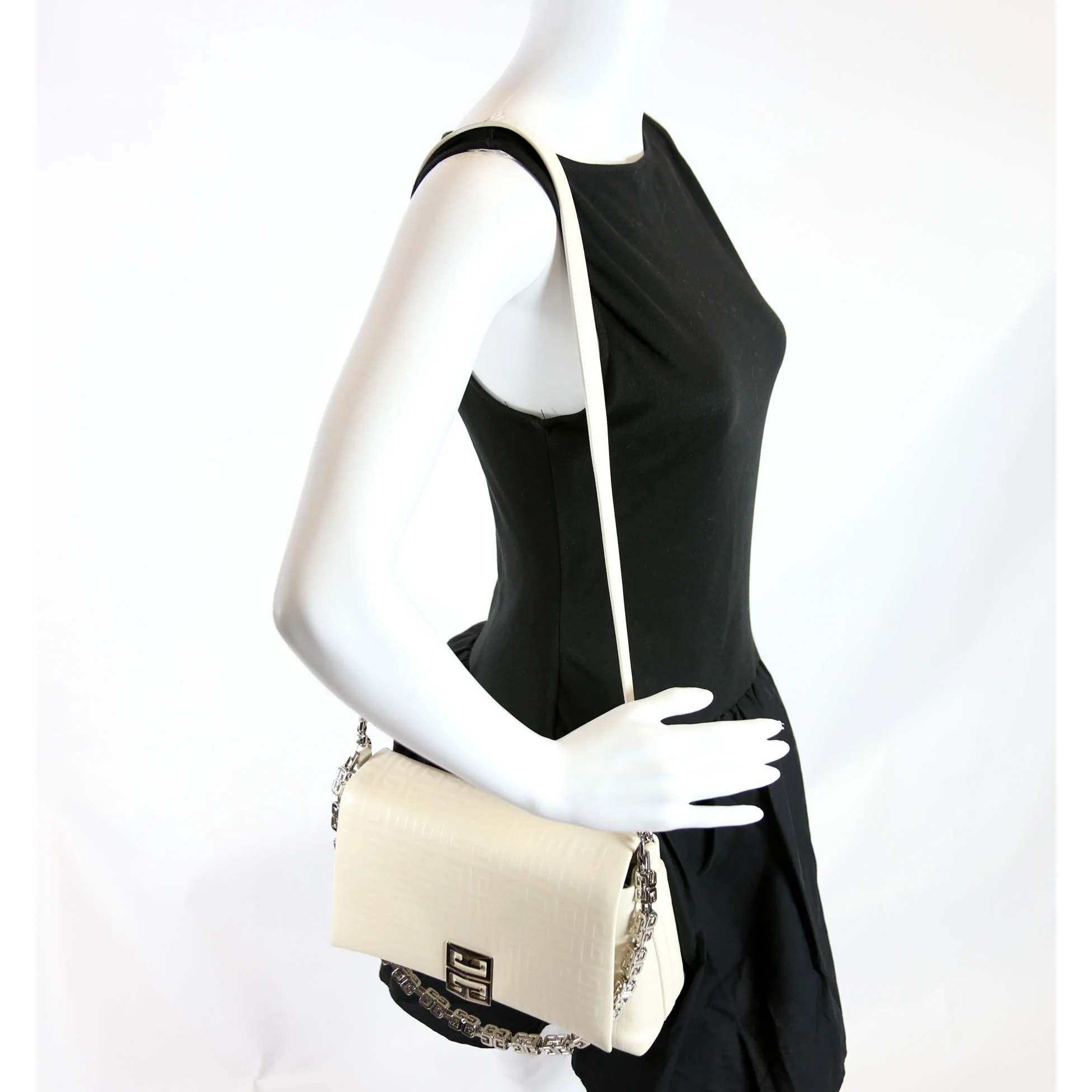 4G Soft Medium Leather White - Image 10