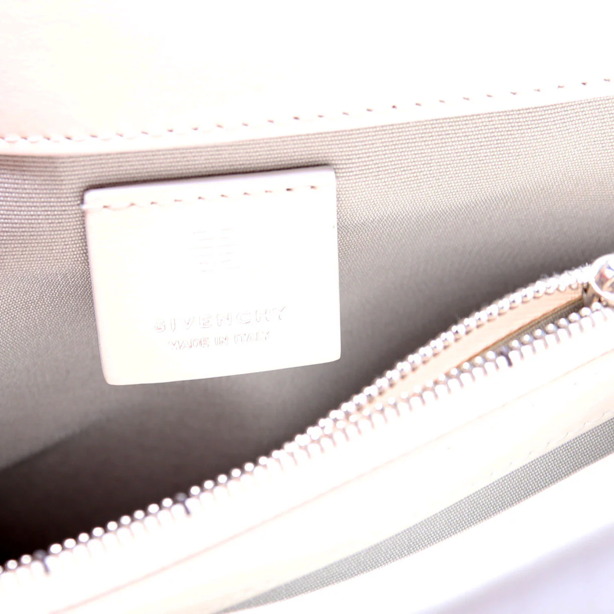 4G Soft Medium Leather White - Image 9
