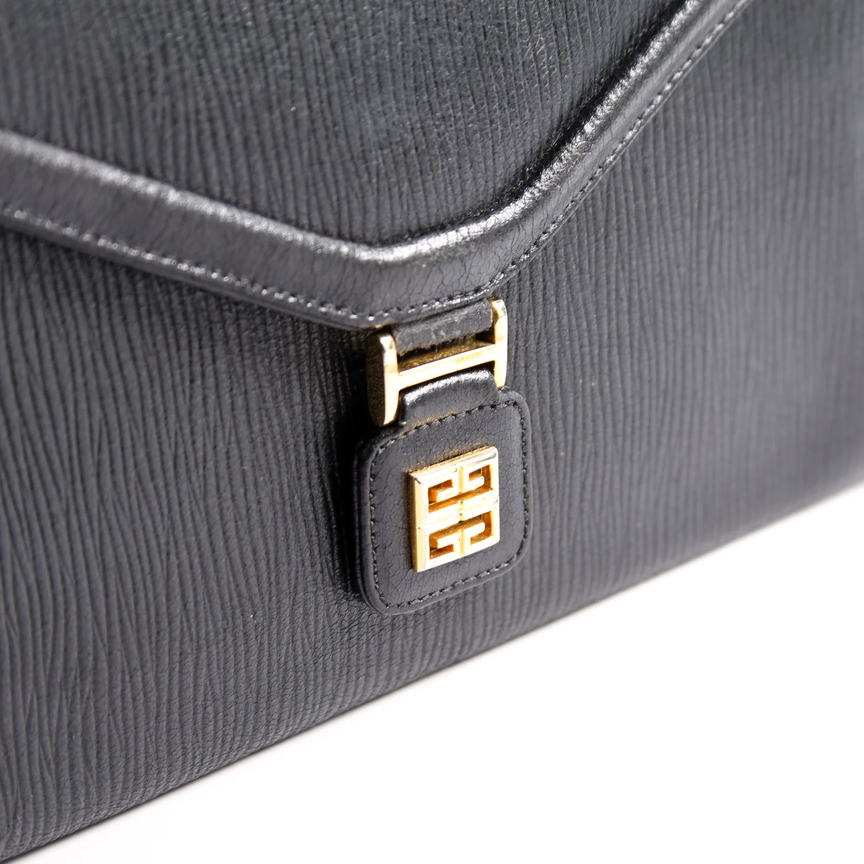 4G Vintage Clutch Black - Image 8