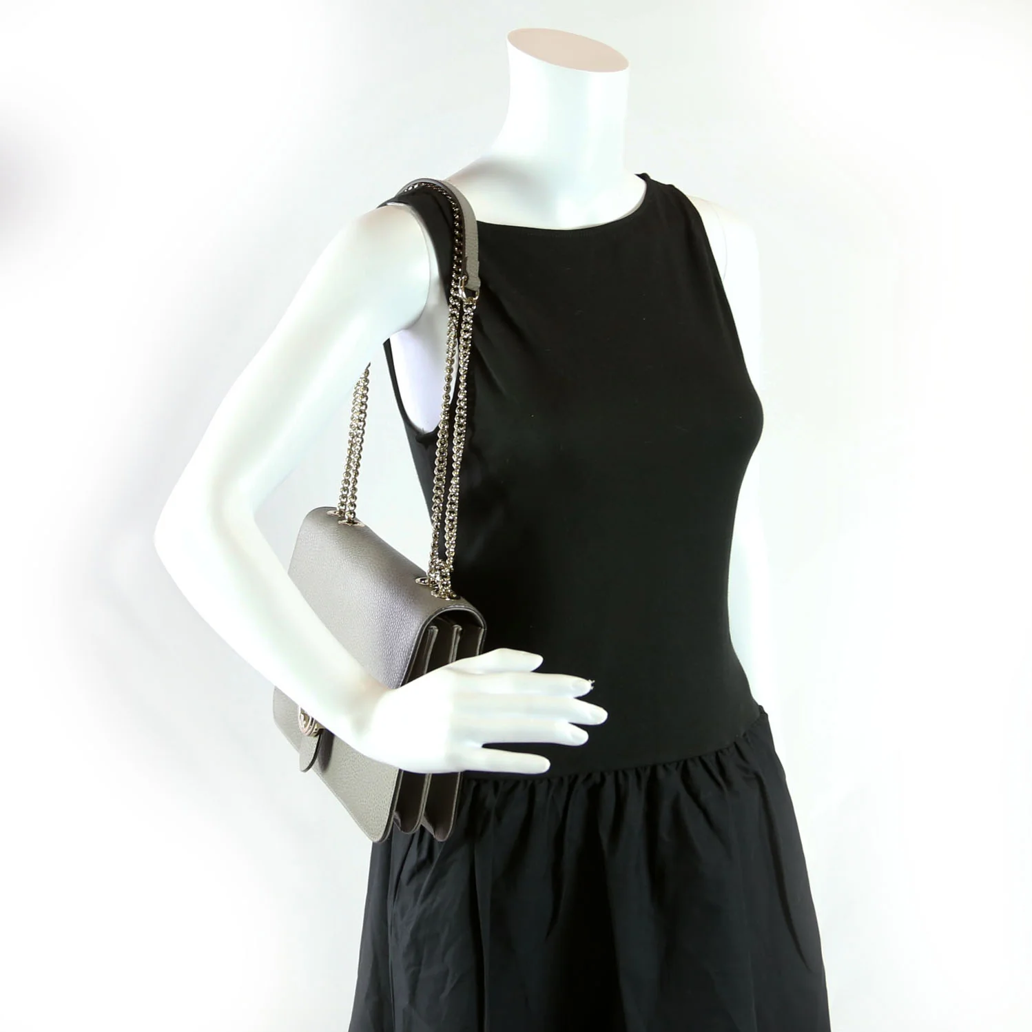510303 Interlocking GG Shoulder Grey - Image 13