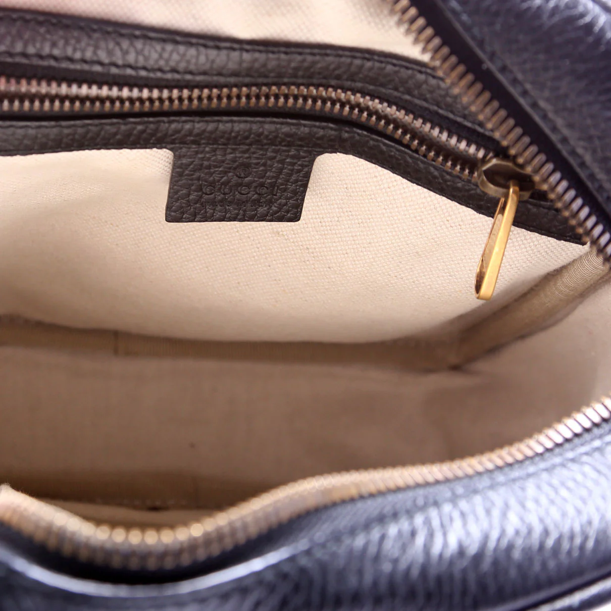 523591 Retro Logo Medium Messenger Black - Image 10