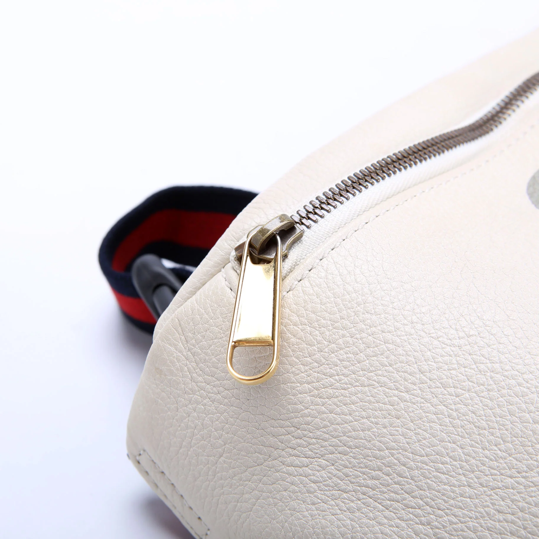 530412 Retro Belt Bag Medium Ivory - Image 6