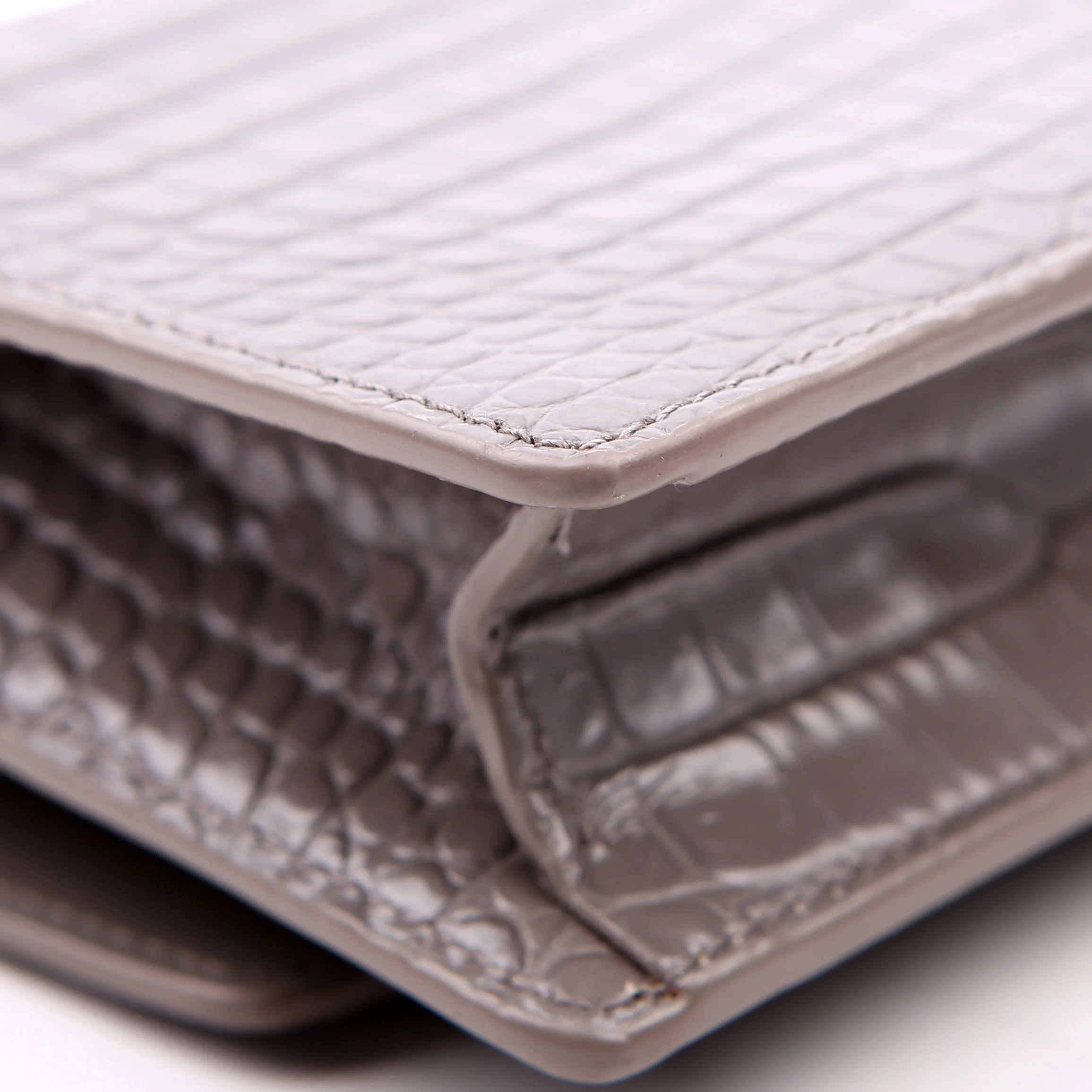 533026 Sunset Chain Wallet Croc Embossed Red - Image 7