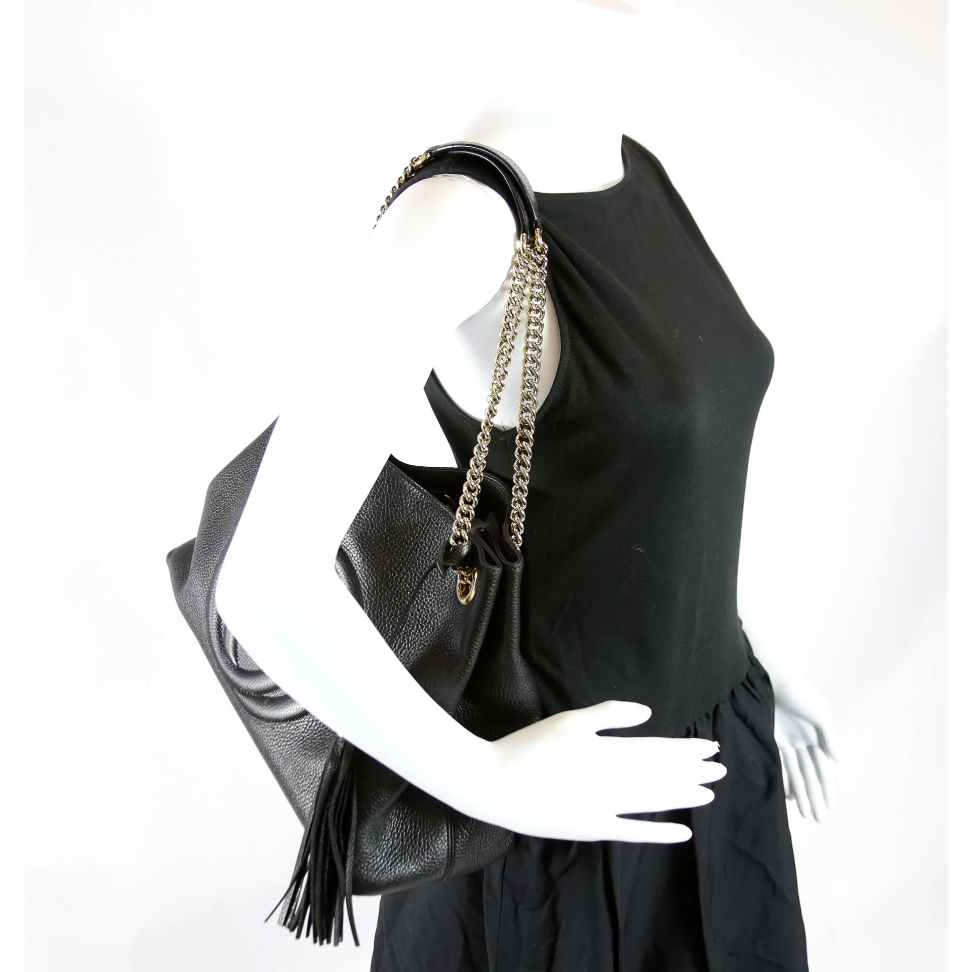 536196 Soho Chain Tote Newer Black - Image 10
