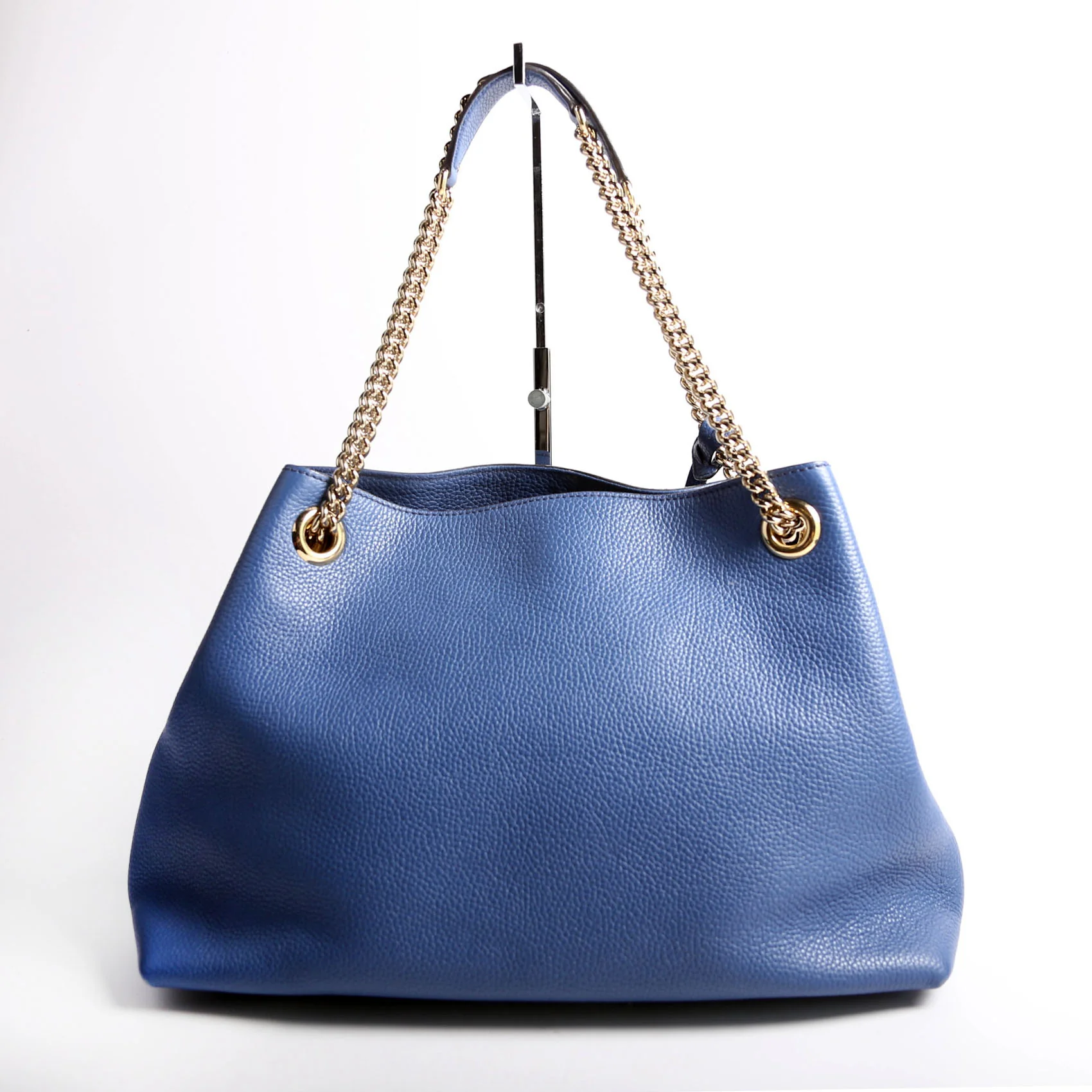 536196 Soho Chain Tote Newer Blue - Image 2