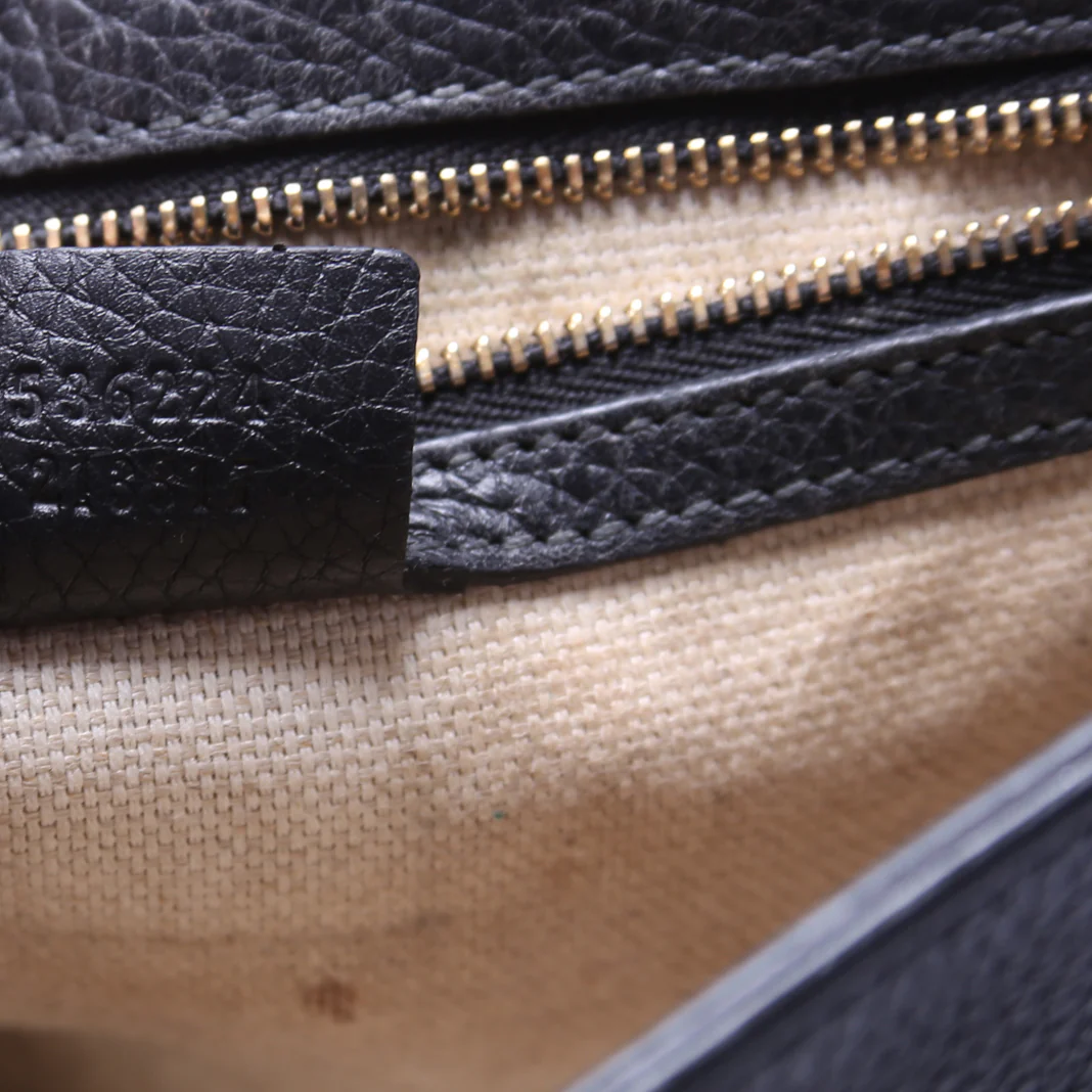 536224 Soho Chain Tassel Flap - Image 10