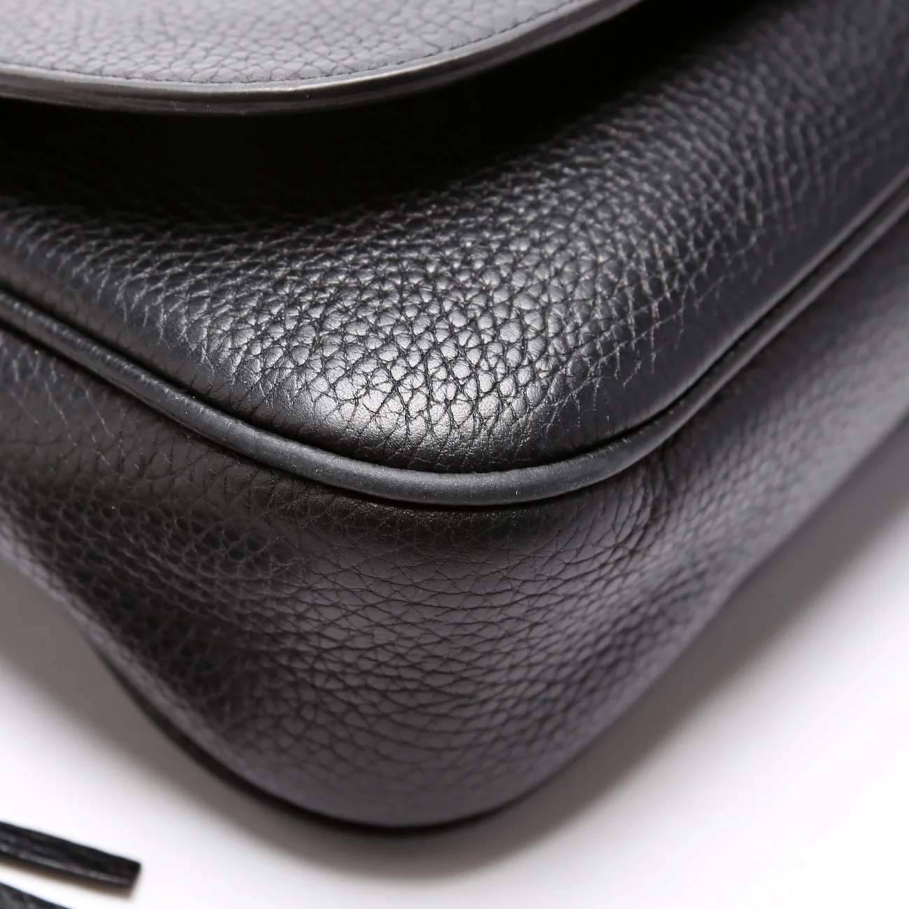 536224 Soho Chain Tassel Flap - Image 5