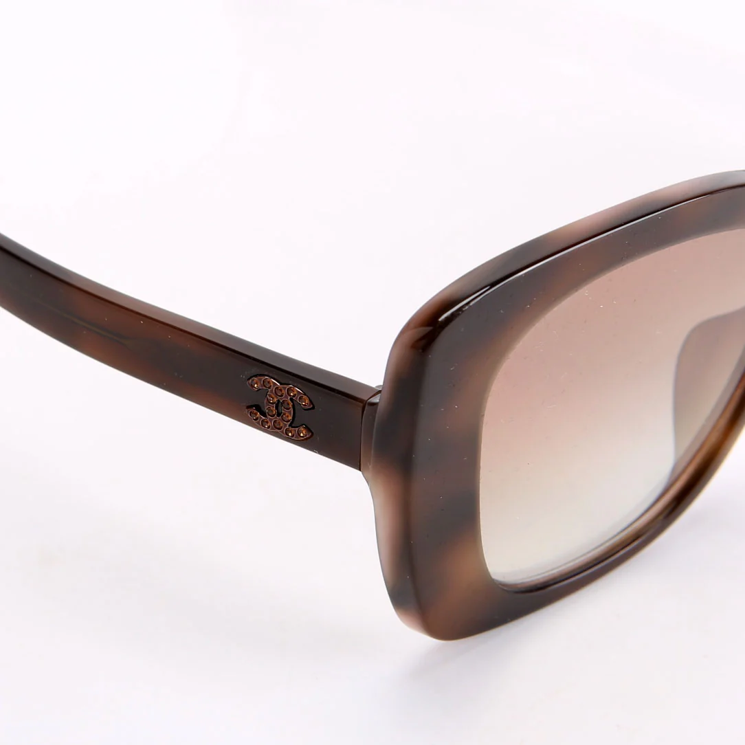 5422-B-A Square Brown Sunglasess - Image 3