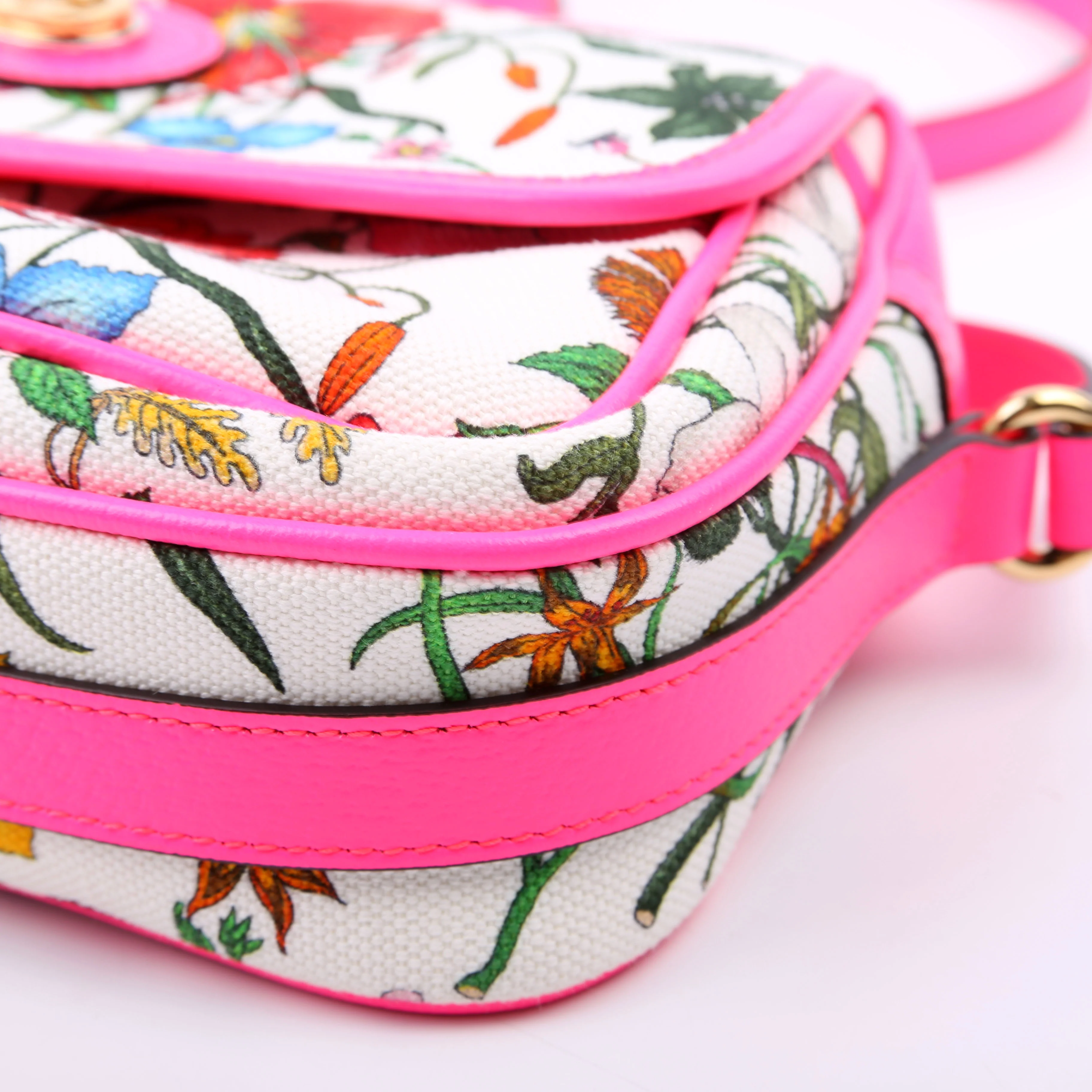 550147 Flora Canvas Crossbody Pink - Image 6