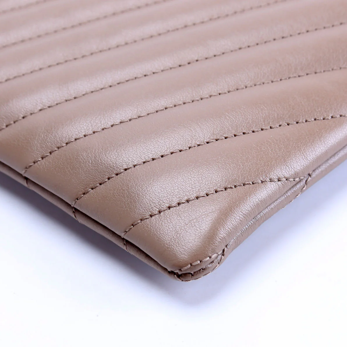 559193 A5 Matelasse Pouch Tan - Image 5