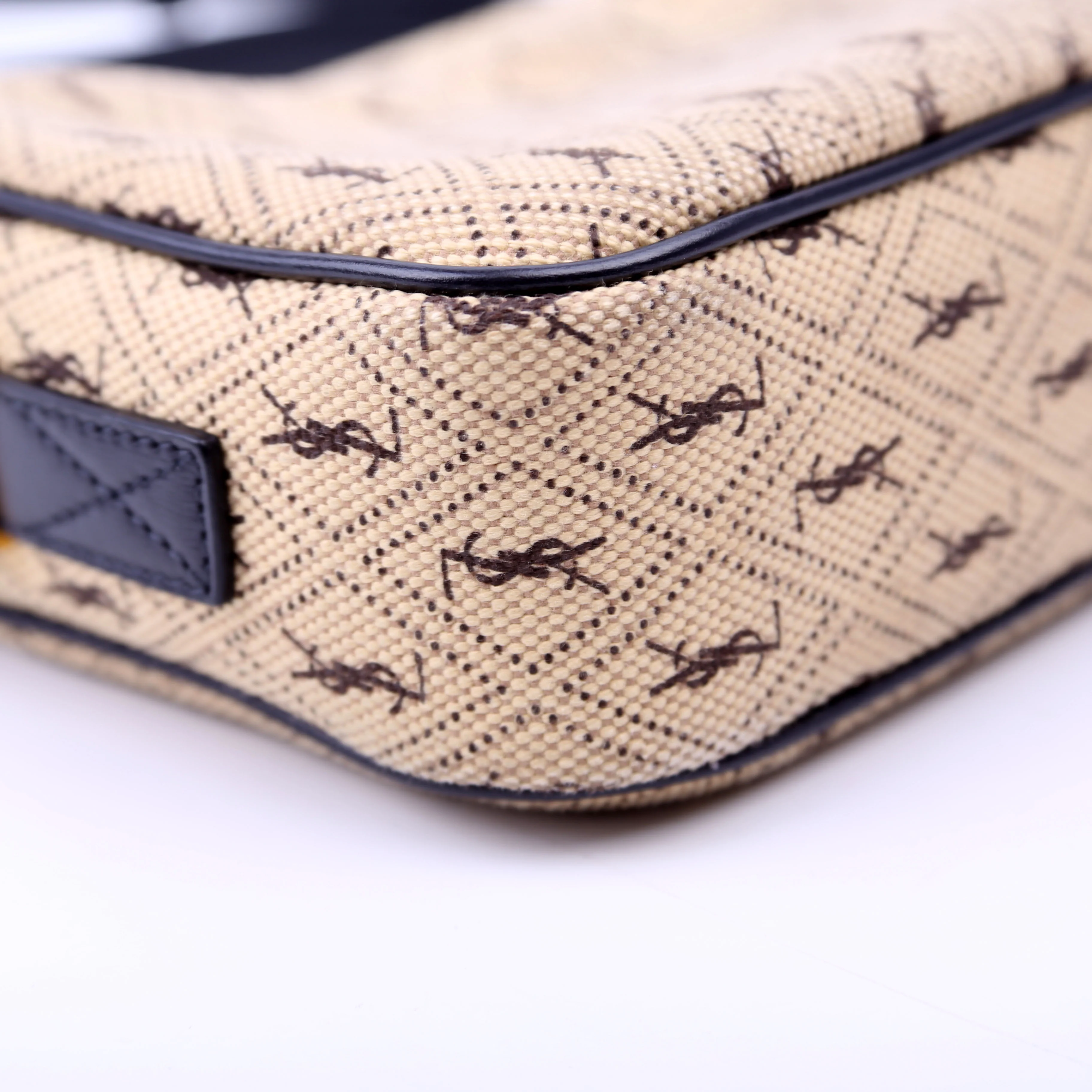 568608 All Over Logo Canvas Camera Bag - Image 6