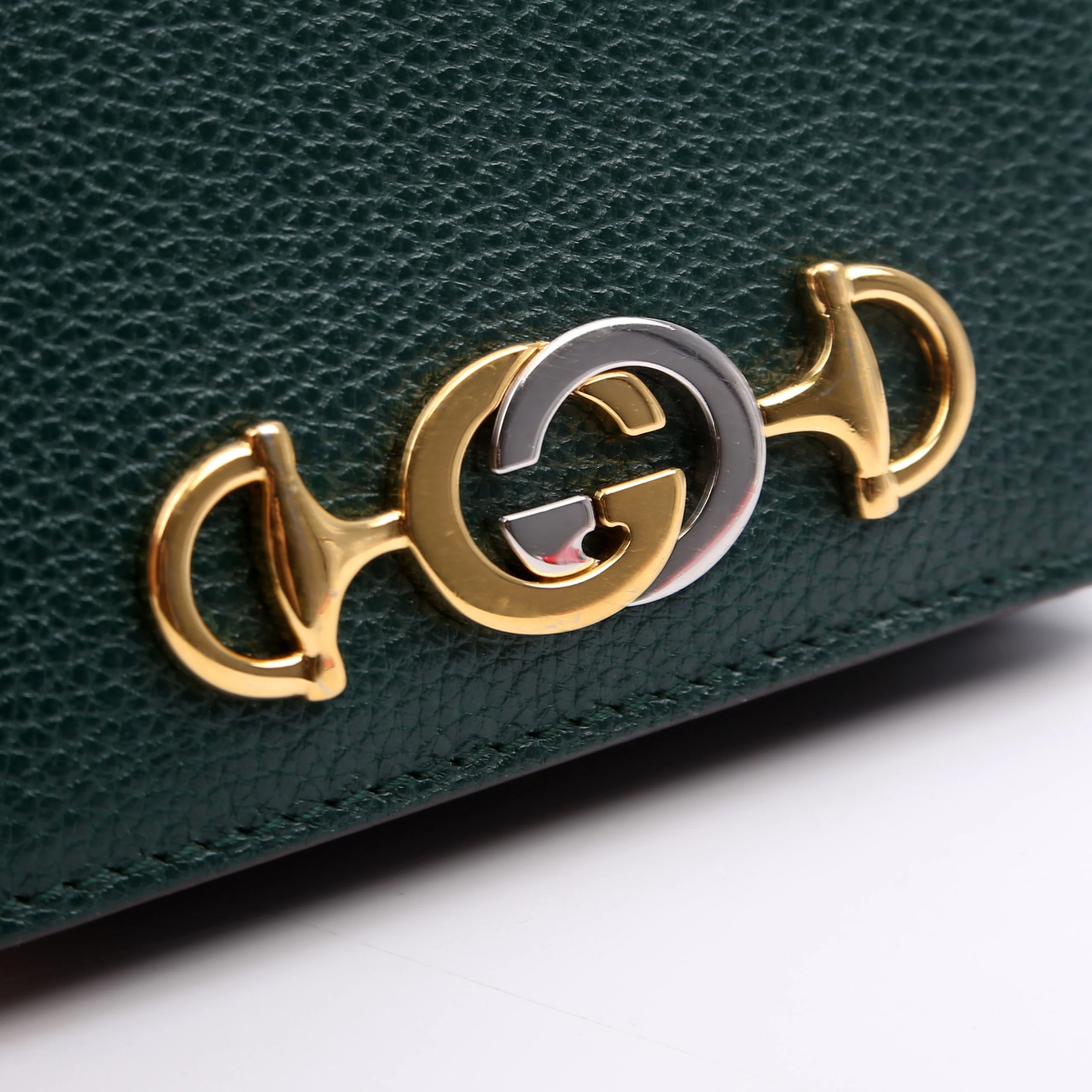 570660 Zumi Leather Card Case with Chain Green - Image 8